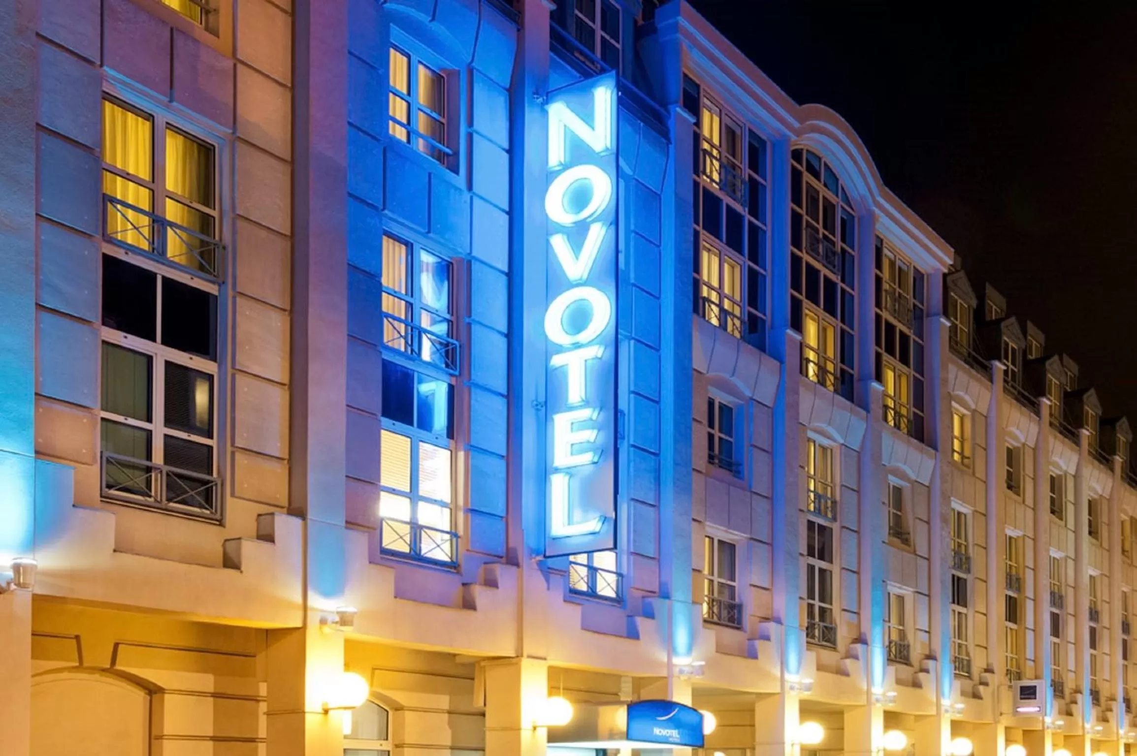 Facade/entrance in Novotel Lille Centre Grand Place