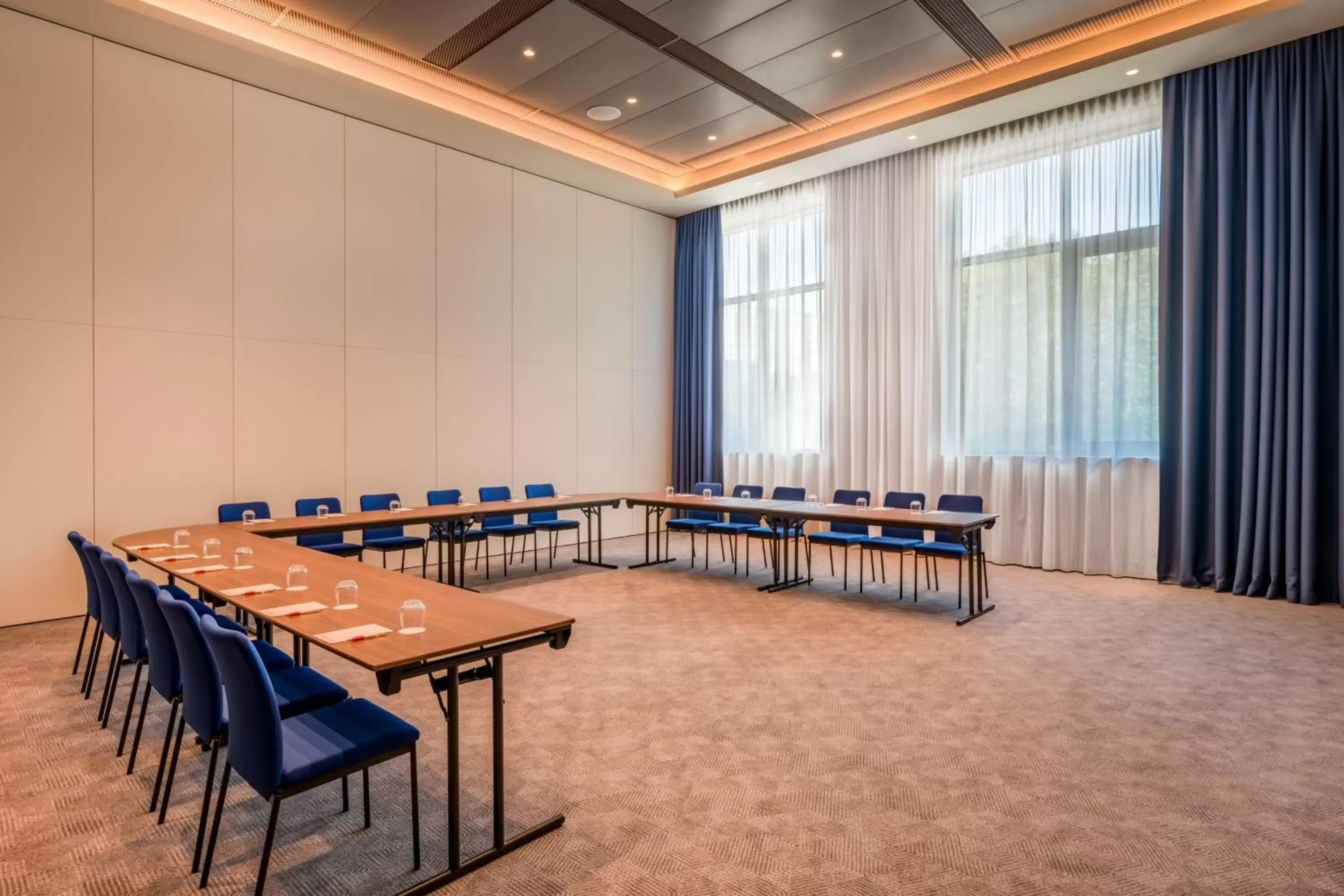 Meeting/conference room in Geneva Marriott Hotel