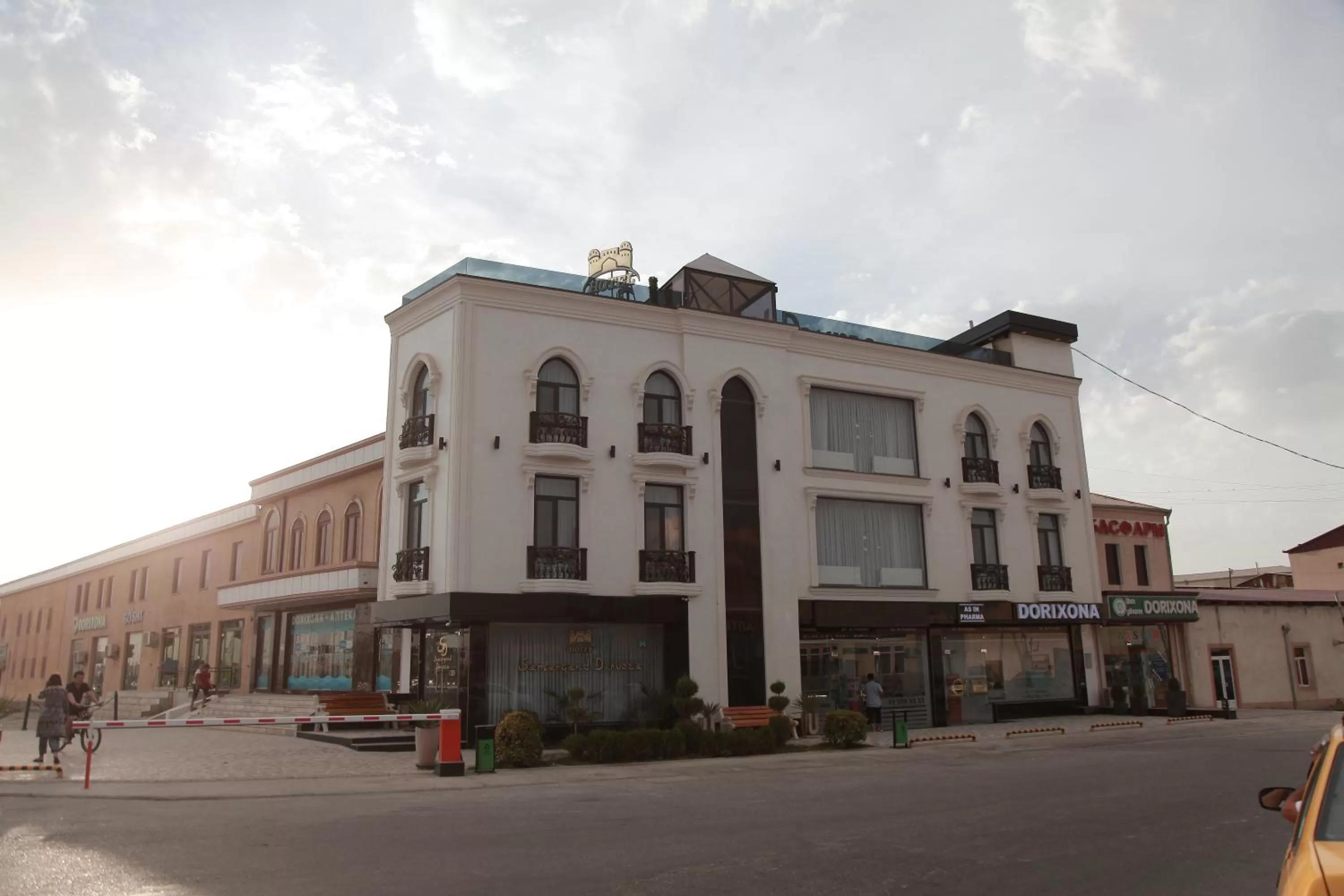 Property building in Samarqand Darvoza
