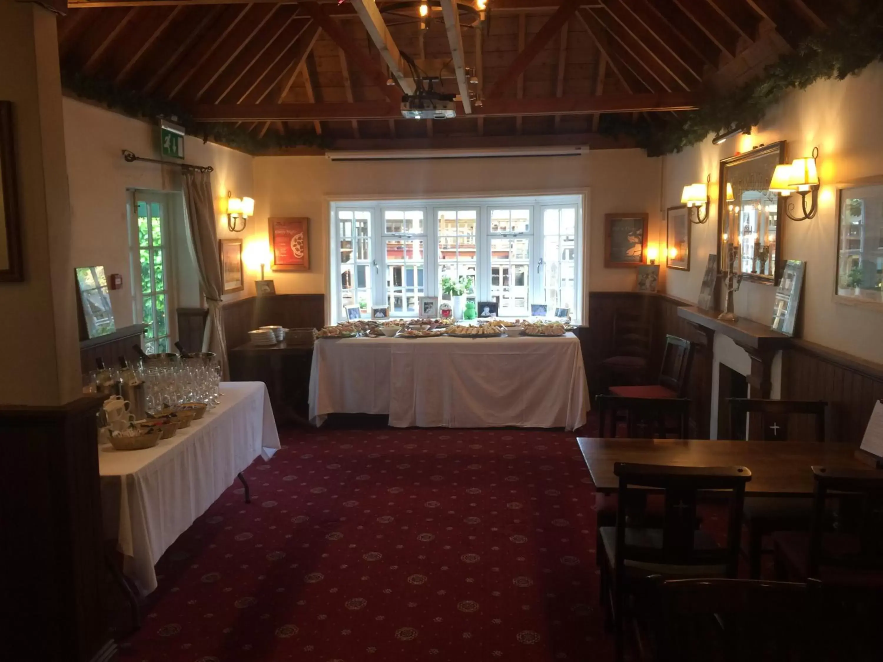 Meeting/conference room, Restaurant/Places to Eat in The Wheatsheaf Inn