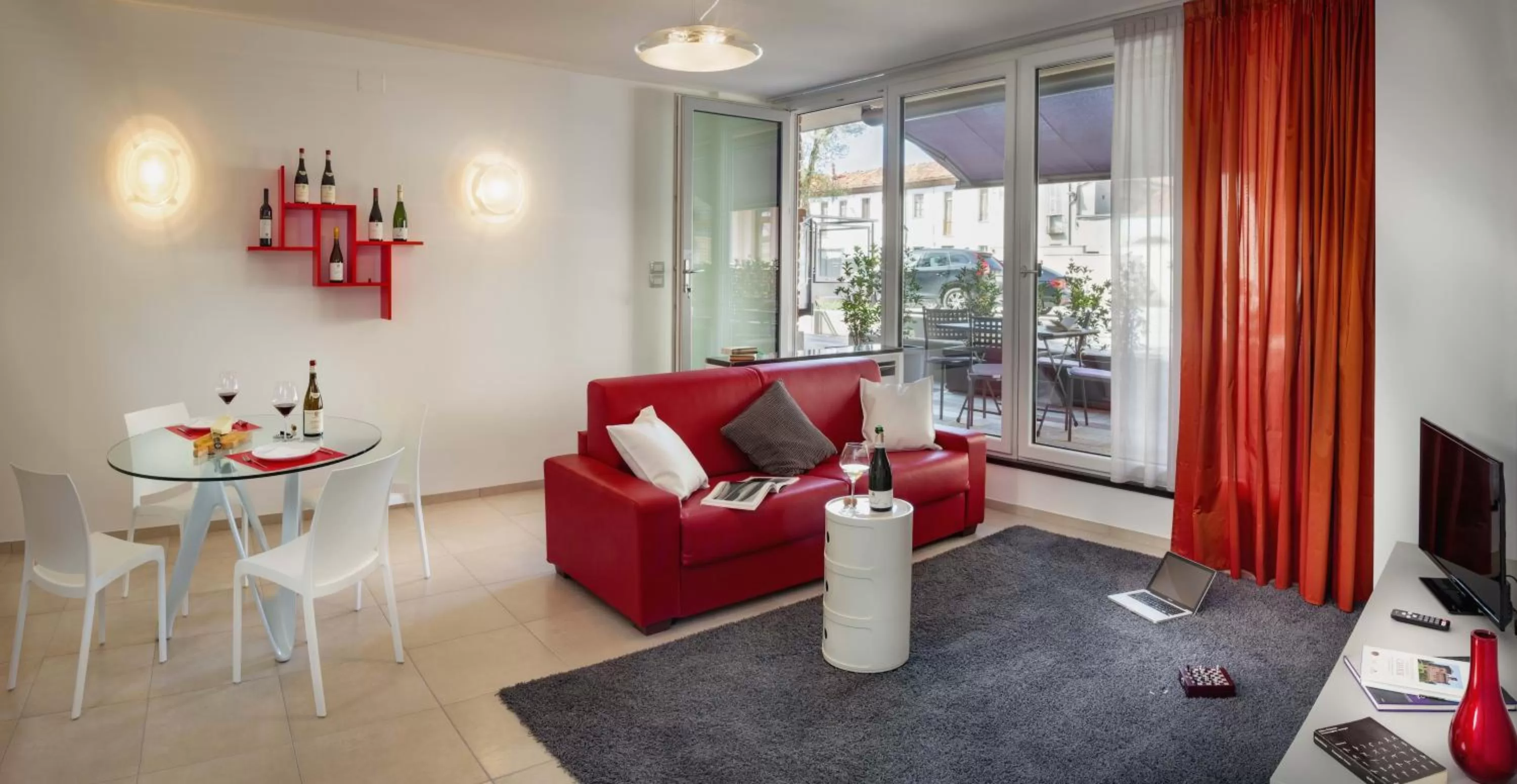 Day in Rivetto Suites