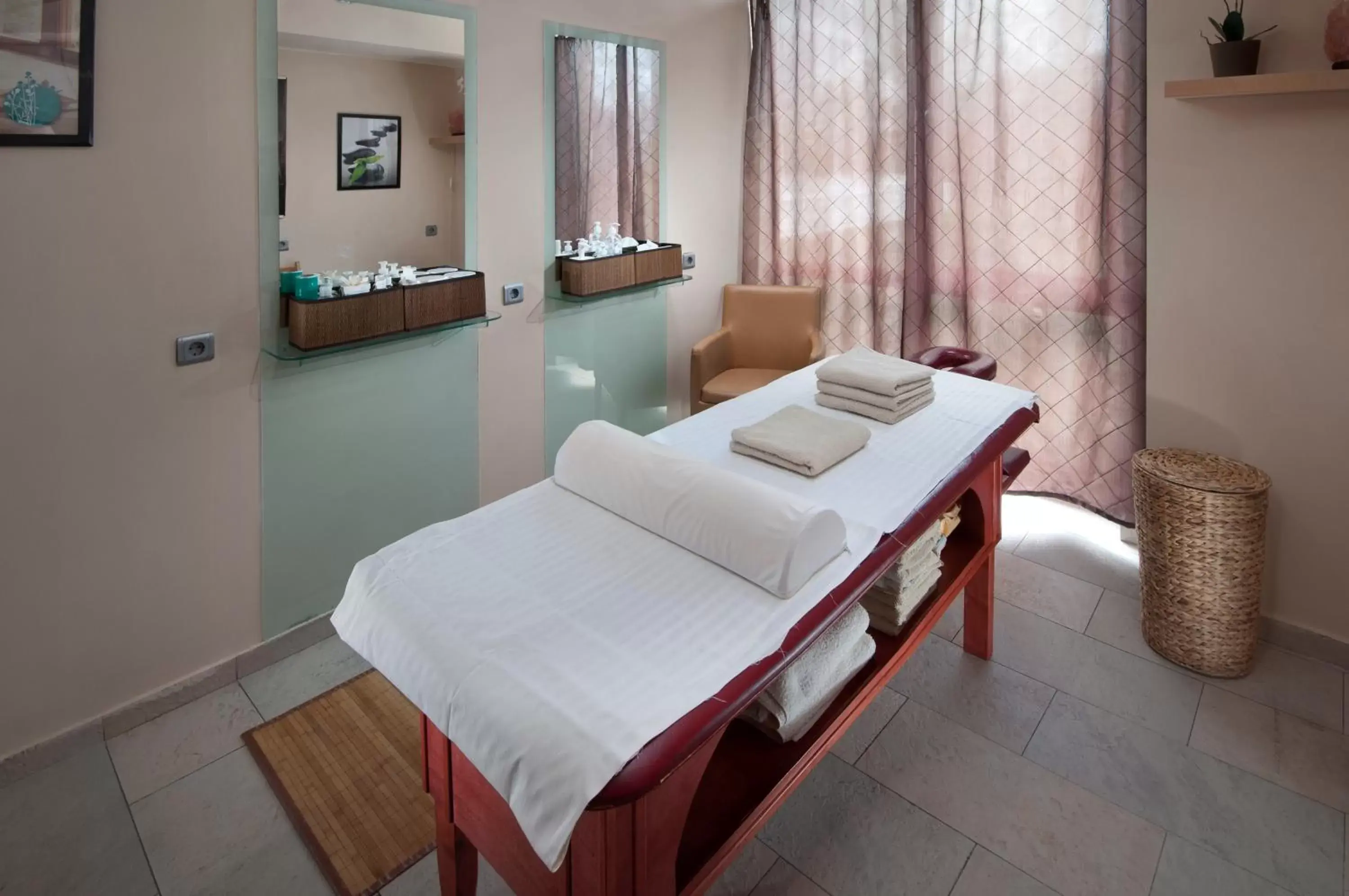 Massage, Spa/Wellness in Rubin Wellness & Conference Hotel