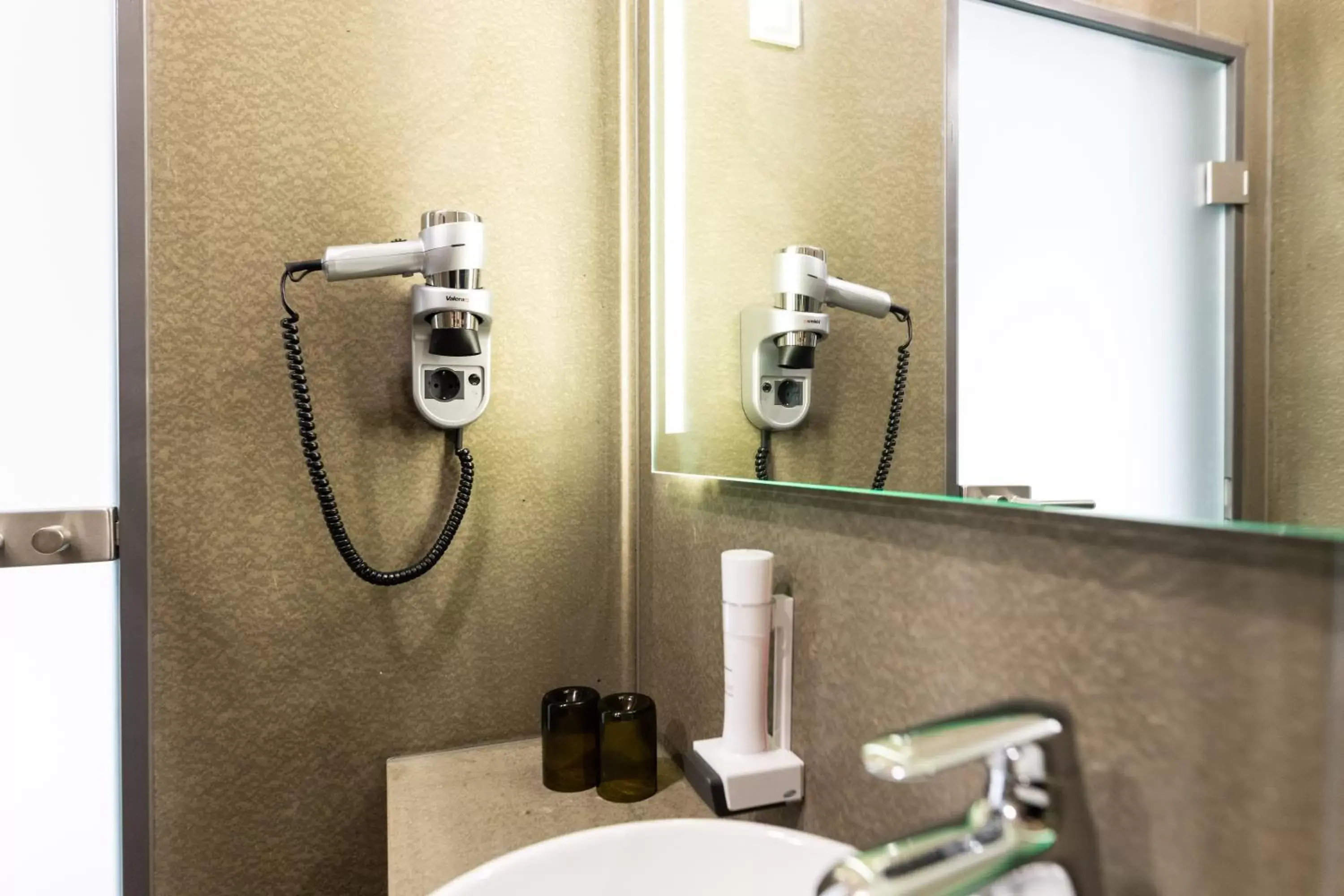 Decorative detail, Bathroom in Avaneo Hotel Marktredwitz