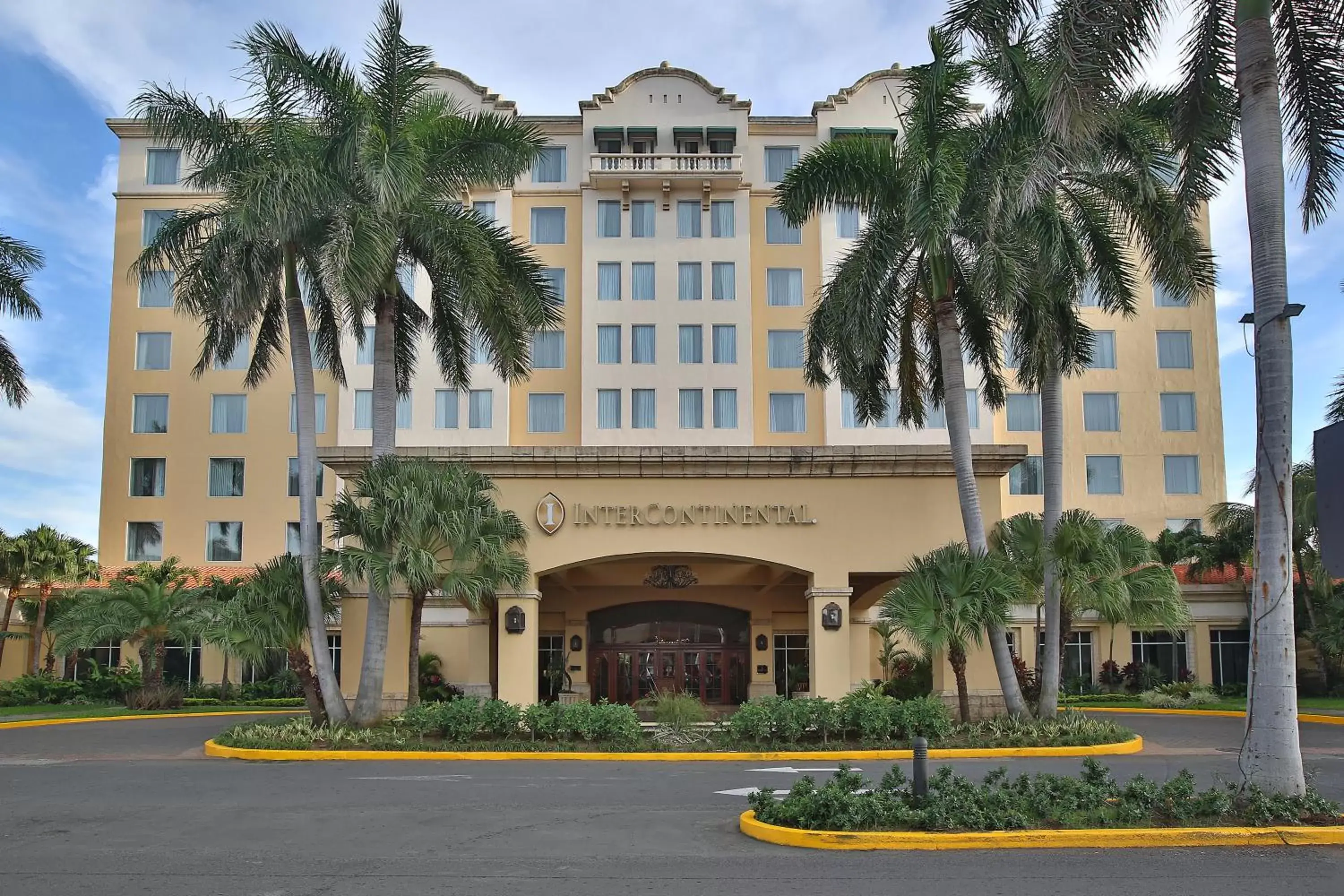 Property Building in Real Intercontinental Metrocentro Managua, an IHG Hotel