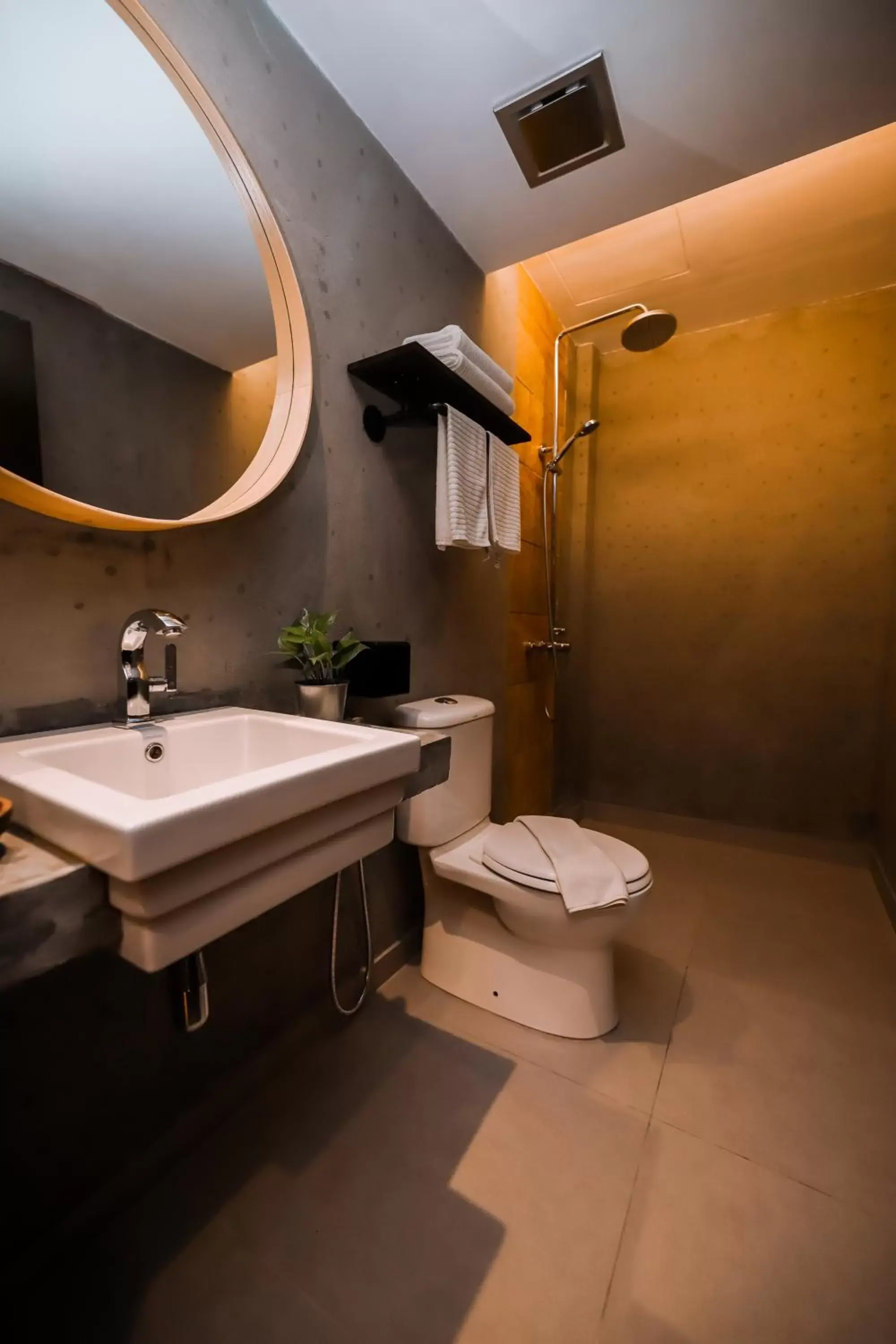 Toilet, Bathroom in Arch Studio Cenang