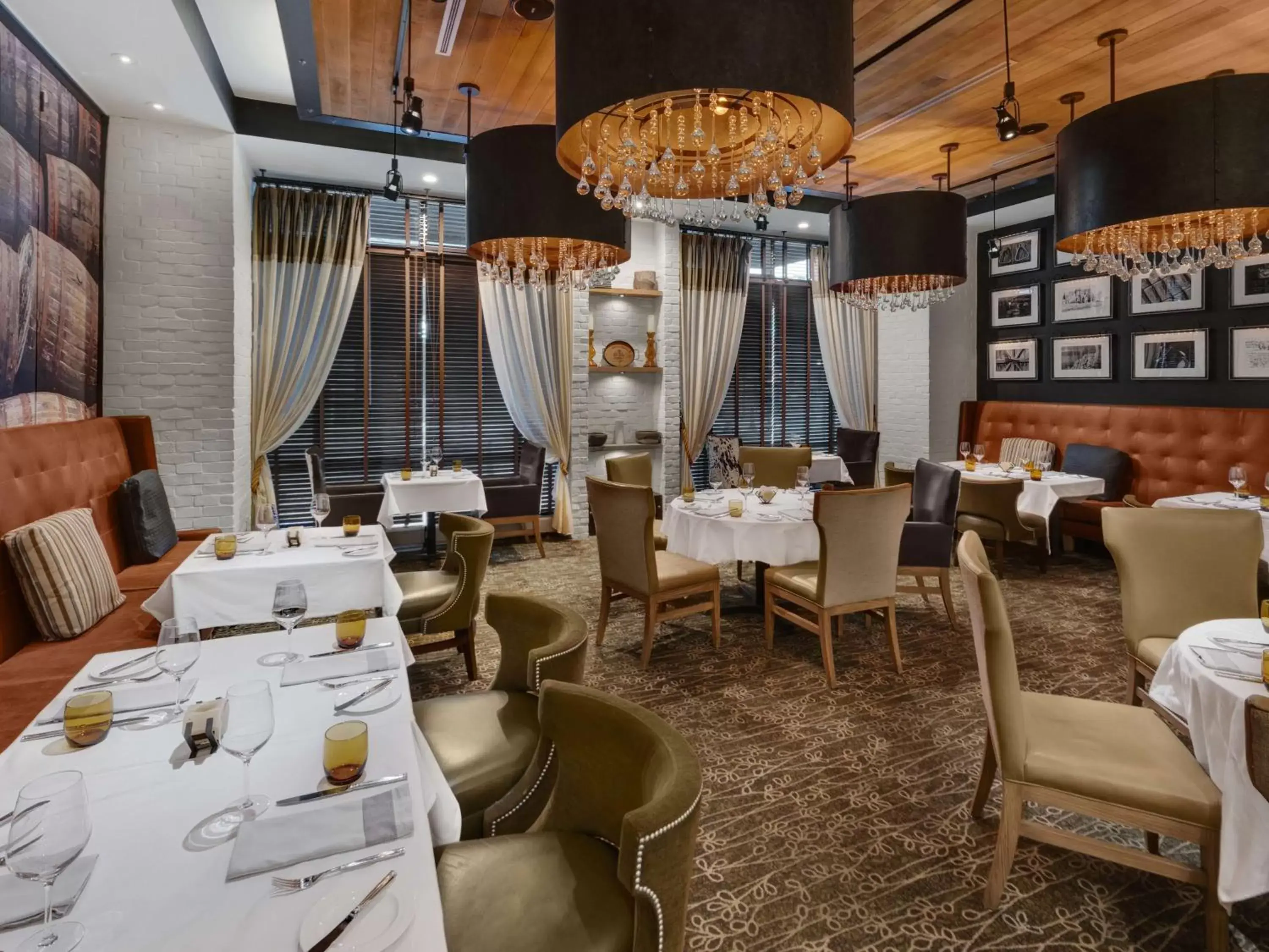 Restaurant/places to eat in Hilton Harrisburg near Hershey Park Restaurant/places to eat in Hilton Harrisburg near Hershey Park