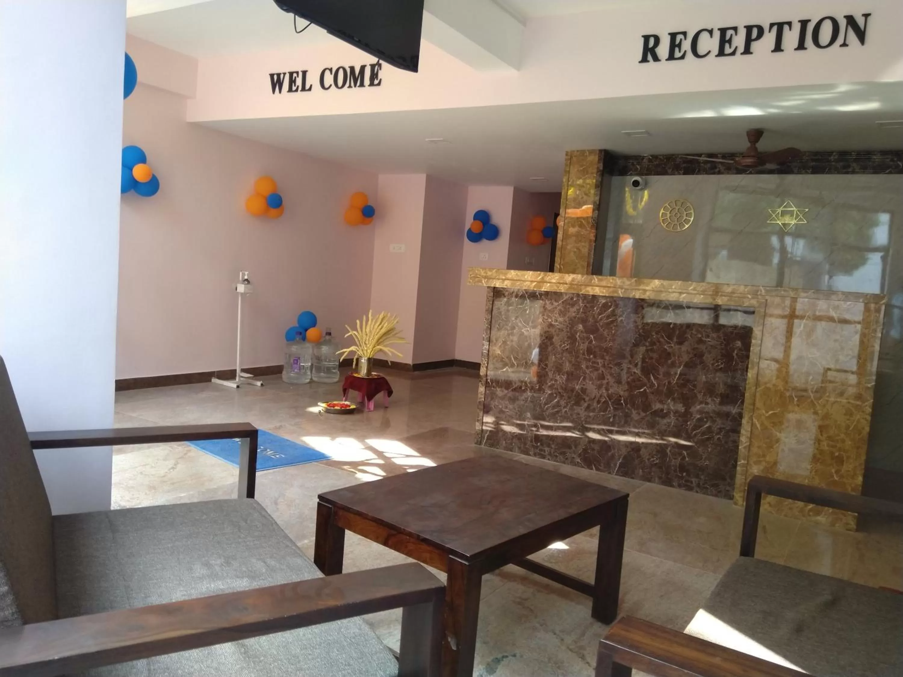 Lobby or reception, Lobby/Reception in Chandru De Green