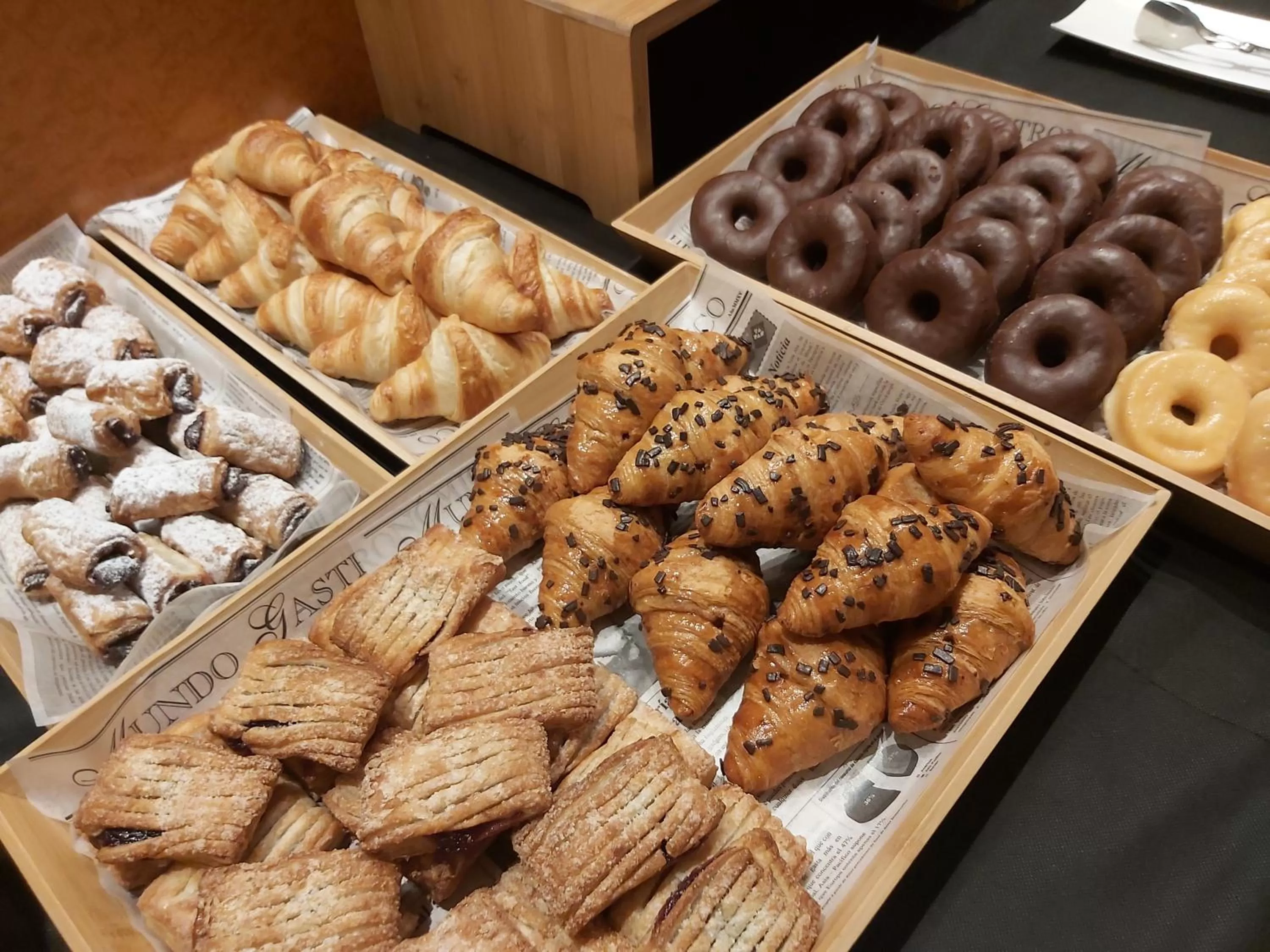 Breakfast, Food in Hotel Class Valls