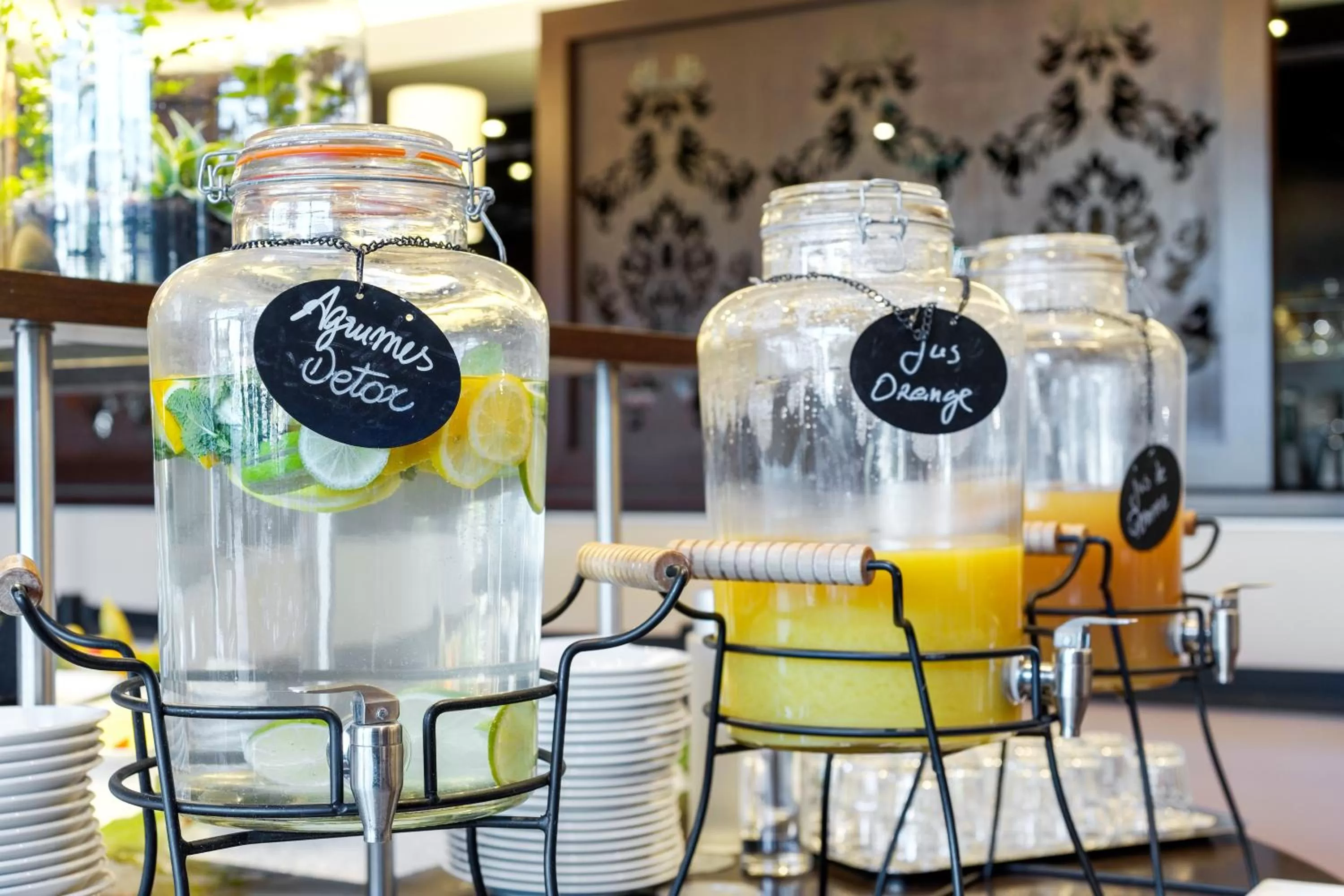 Breakfast in Golden Tulip CDG Airport Roissy