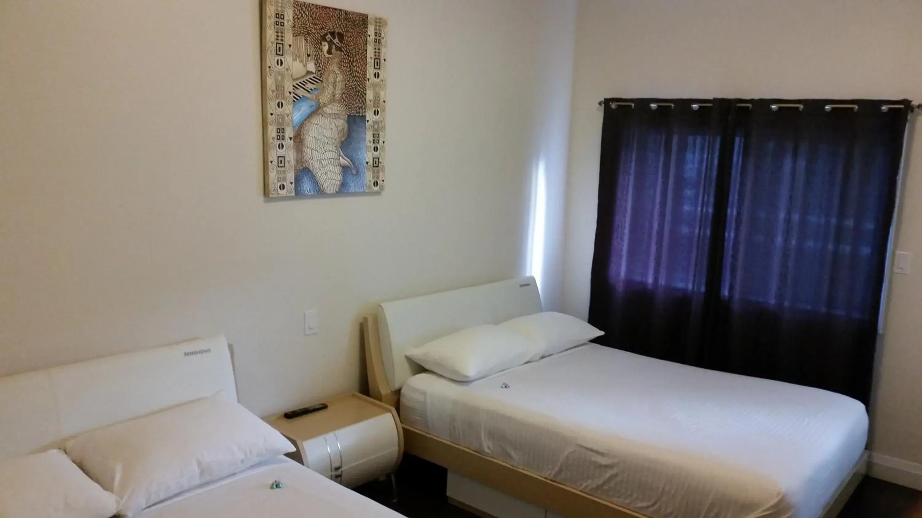 Bed in Dragon Gate Inn Bed in Dragon Gate Inn