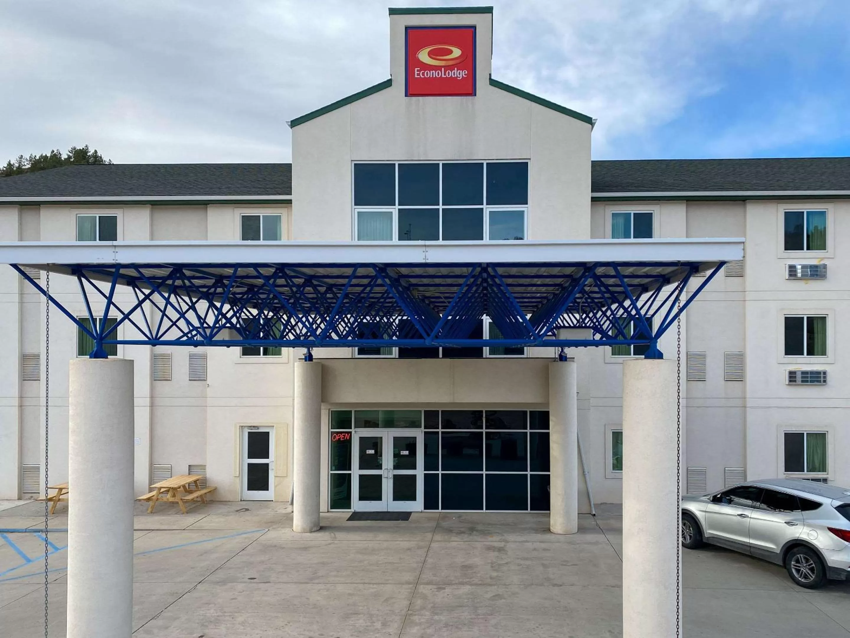 Property Building in Econo Lodge Hot Springs