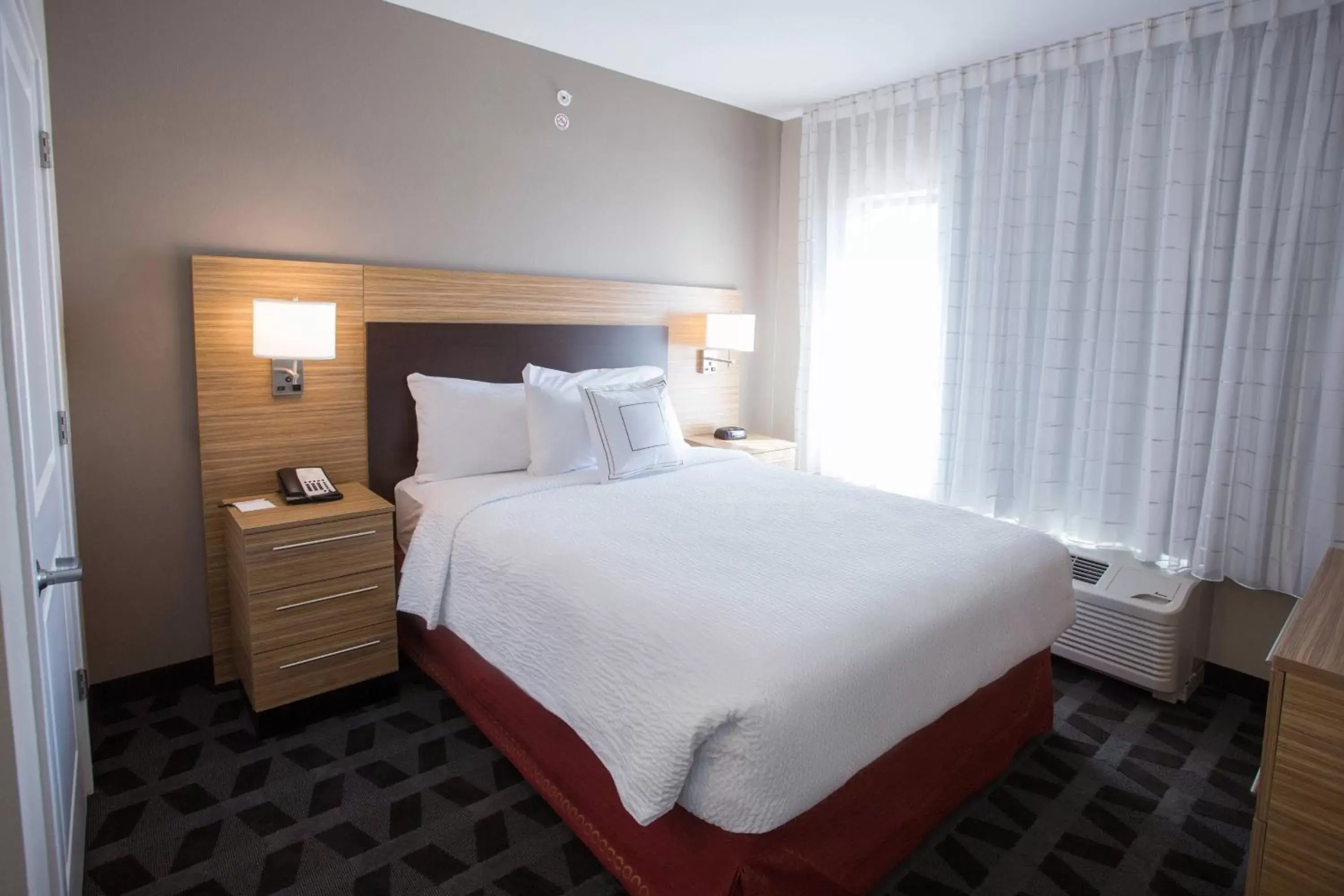Bedroom, Bed in TownePlace Suites by Marriott Southern Pines Aberdeen