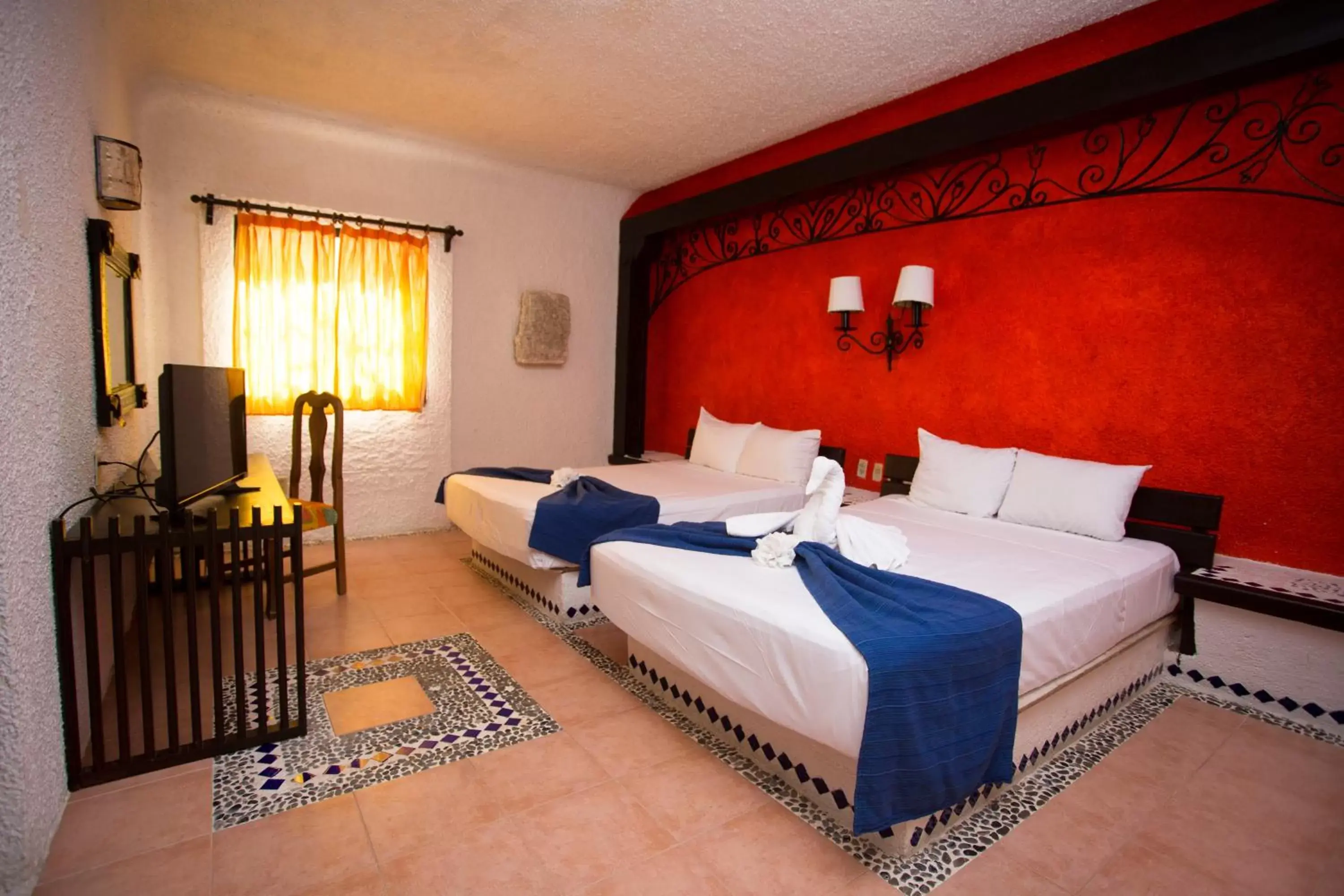 Bed in Hotel Xbalamqué & Spa Cancún Centro
