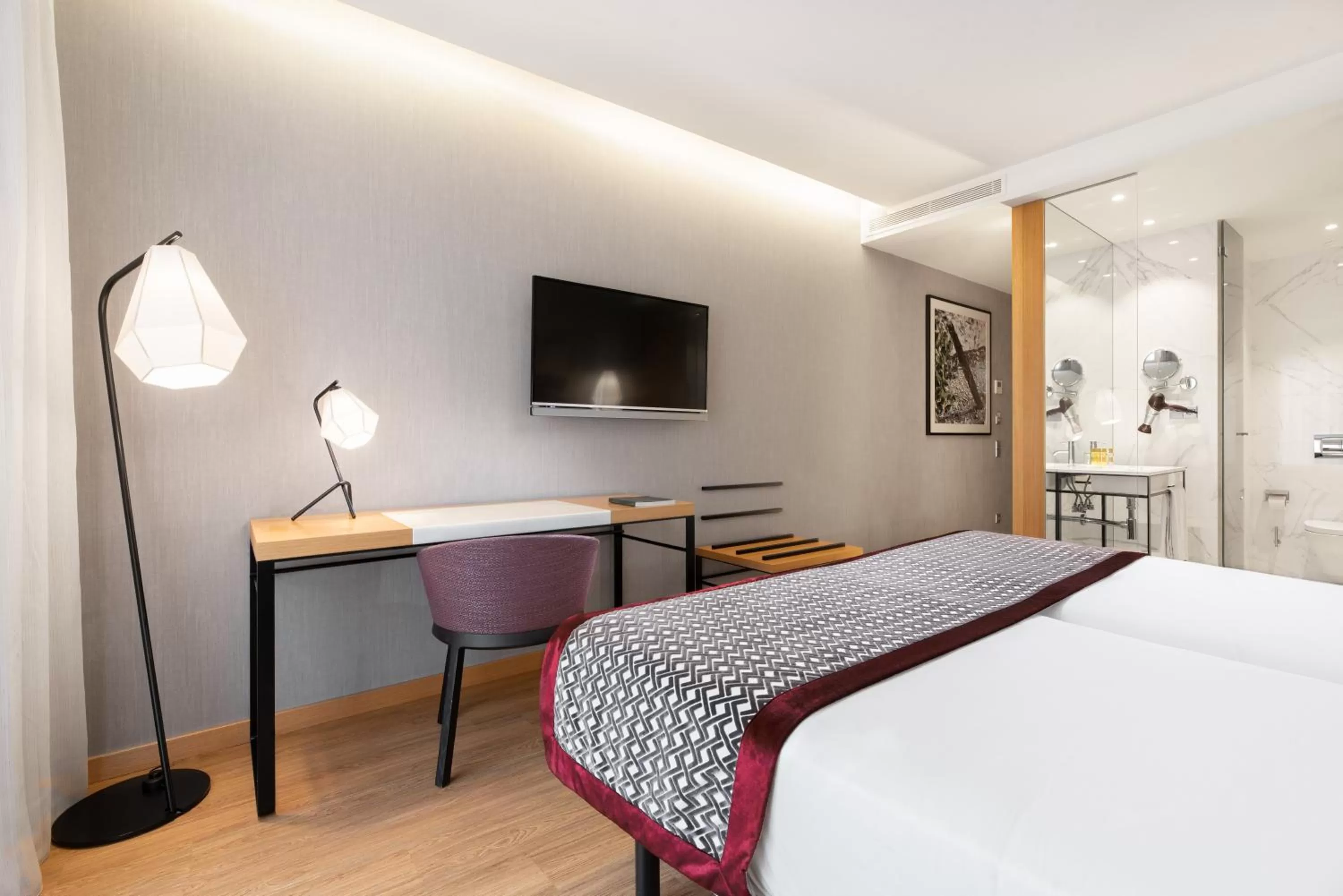 Bedroom, Bed in Eurostars Porto Centro