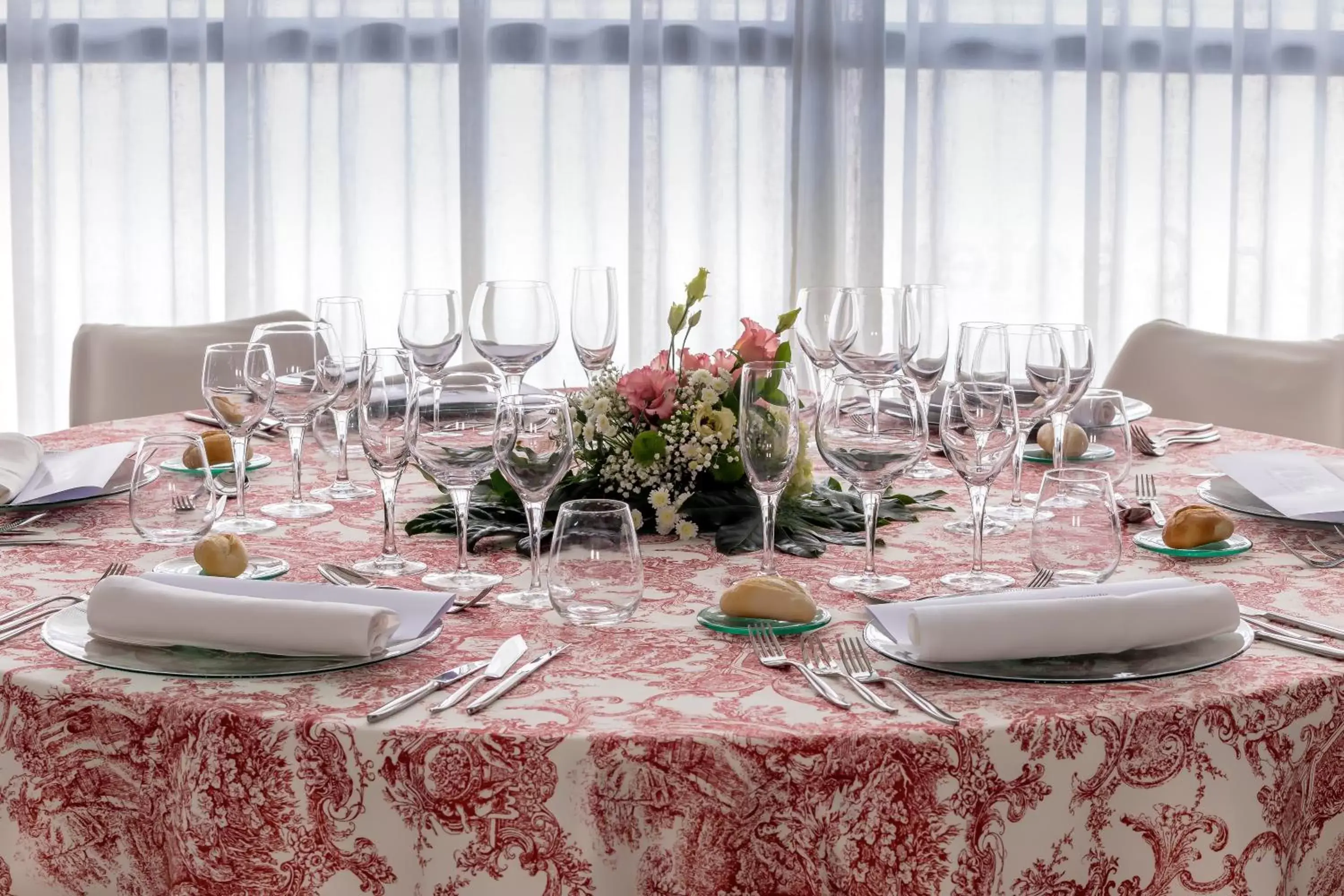 Banquet/Function facilities, Restaurant/Places to Eat in Occidental Aranjuez