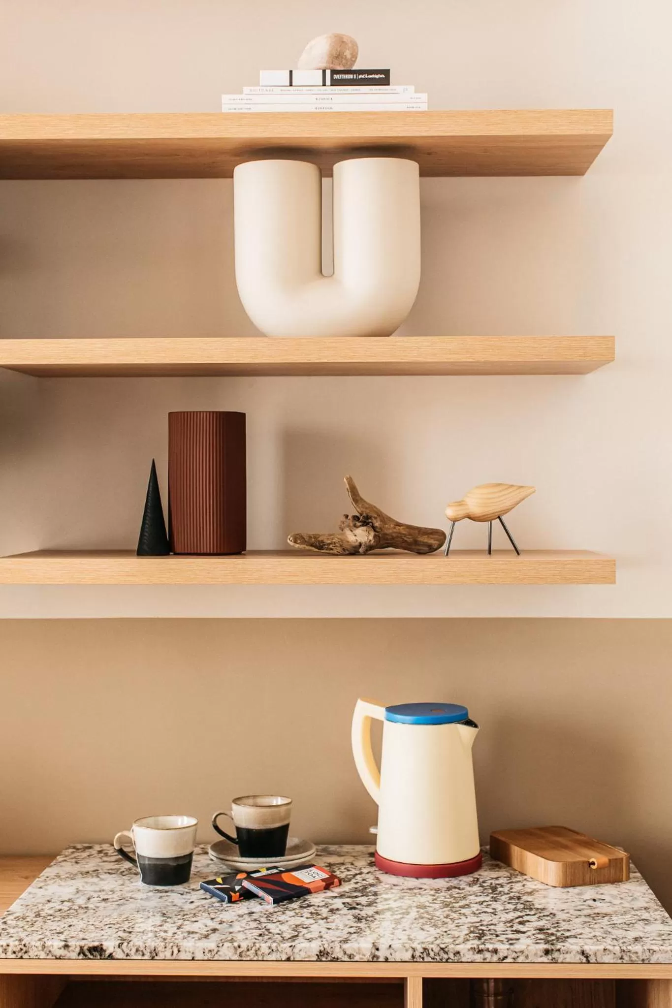 Coffee/tea facilities in Port Hotel