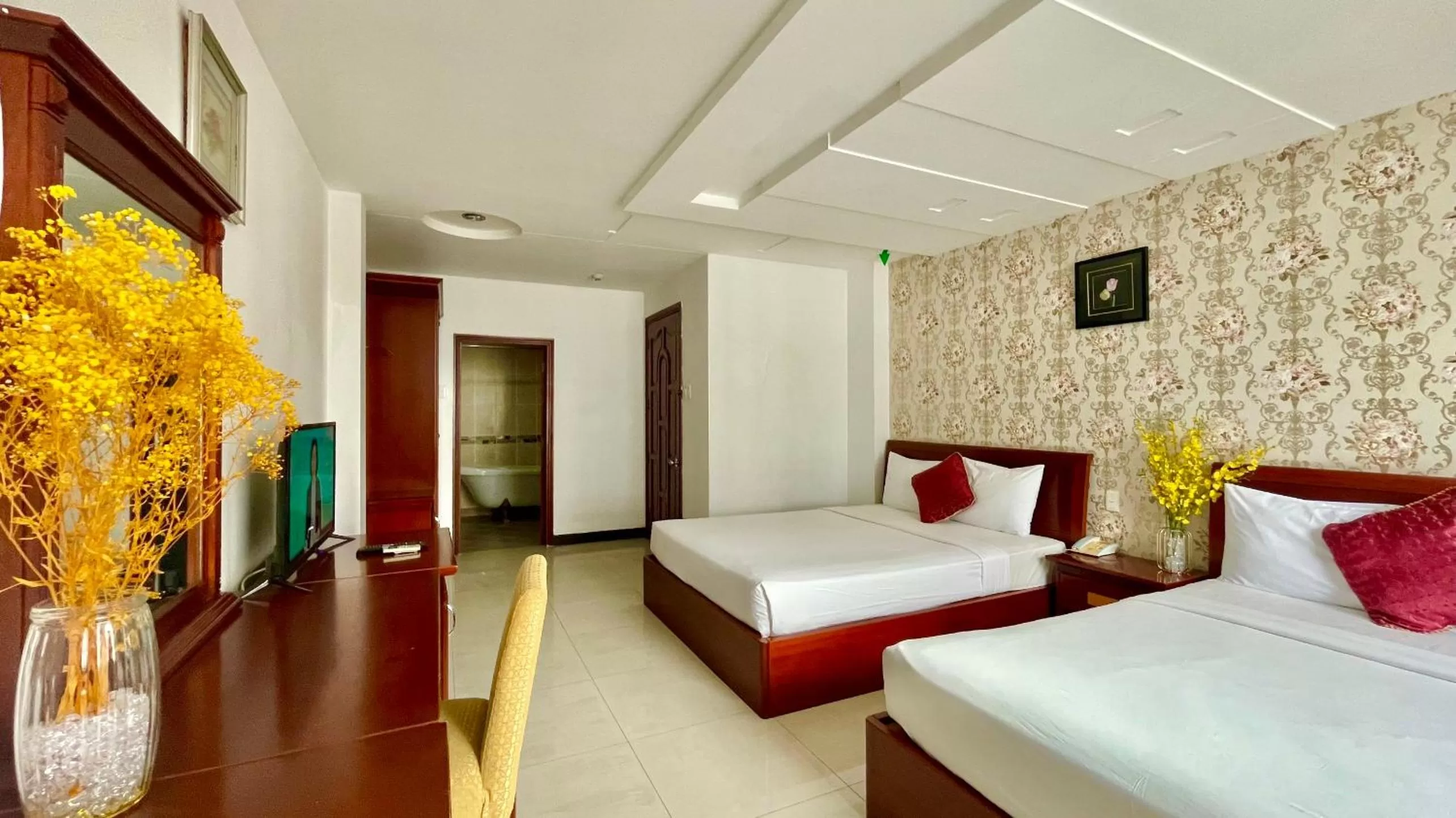 Bed in Gold hotel, Saigon