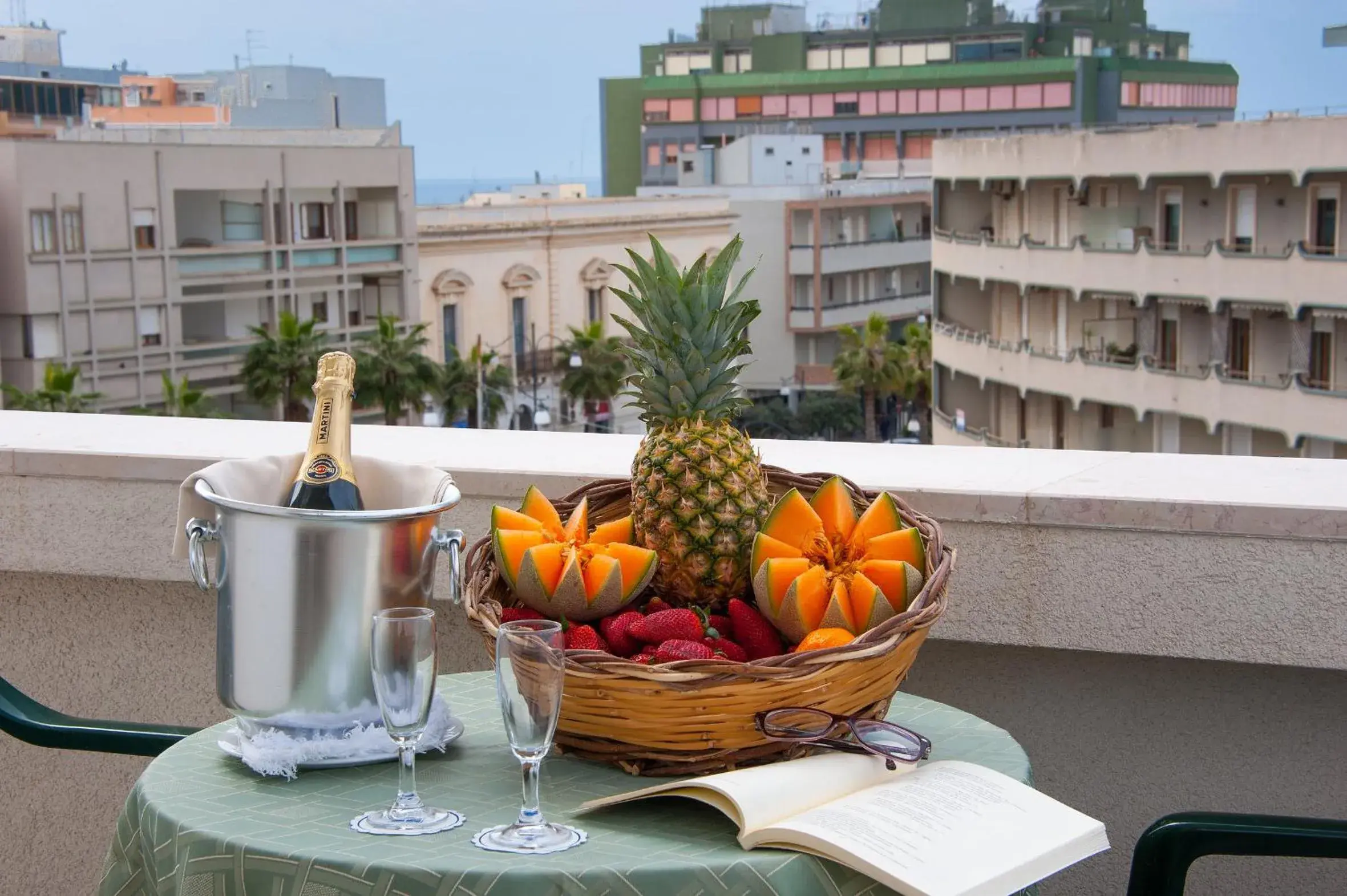 Balcony/Terrace in Joli Park Hotel - Caroli Hotels
