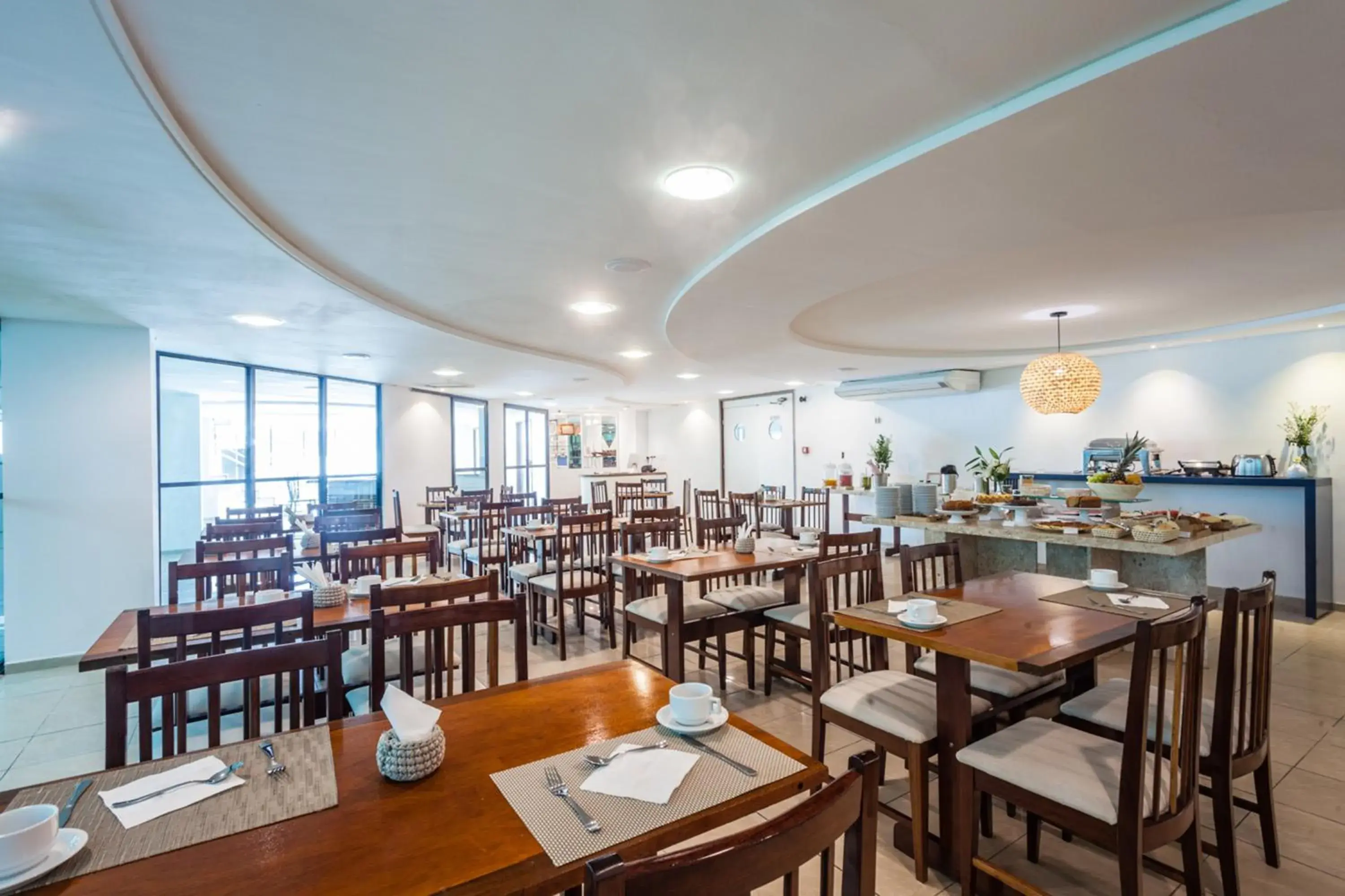 Restaurant/Places to Eat in João Pessoa Hplus Beach