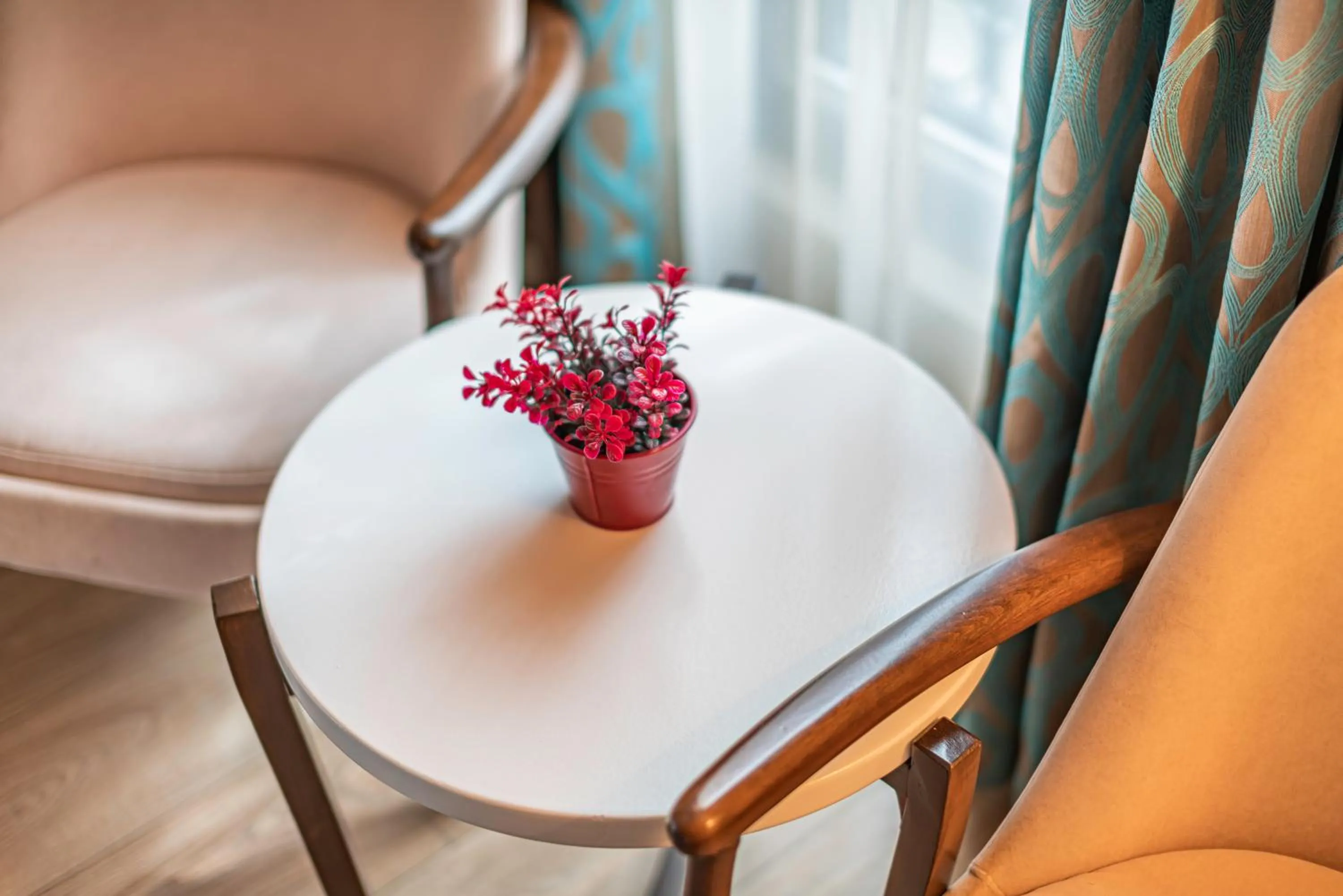 Seating area in Rox Hotel Istanbul