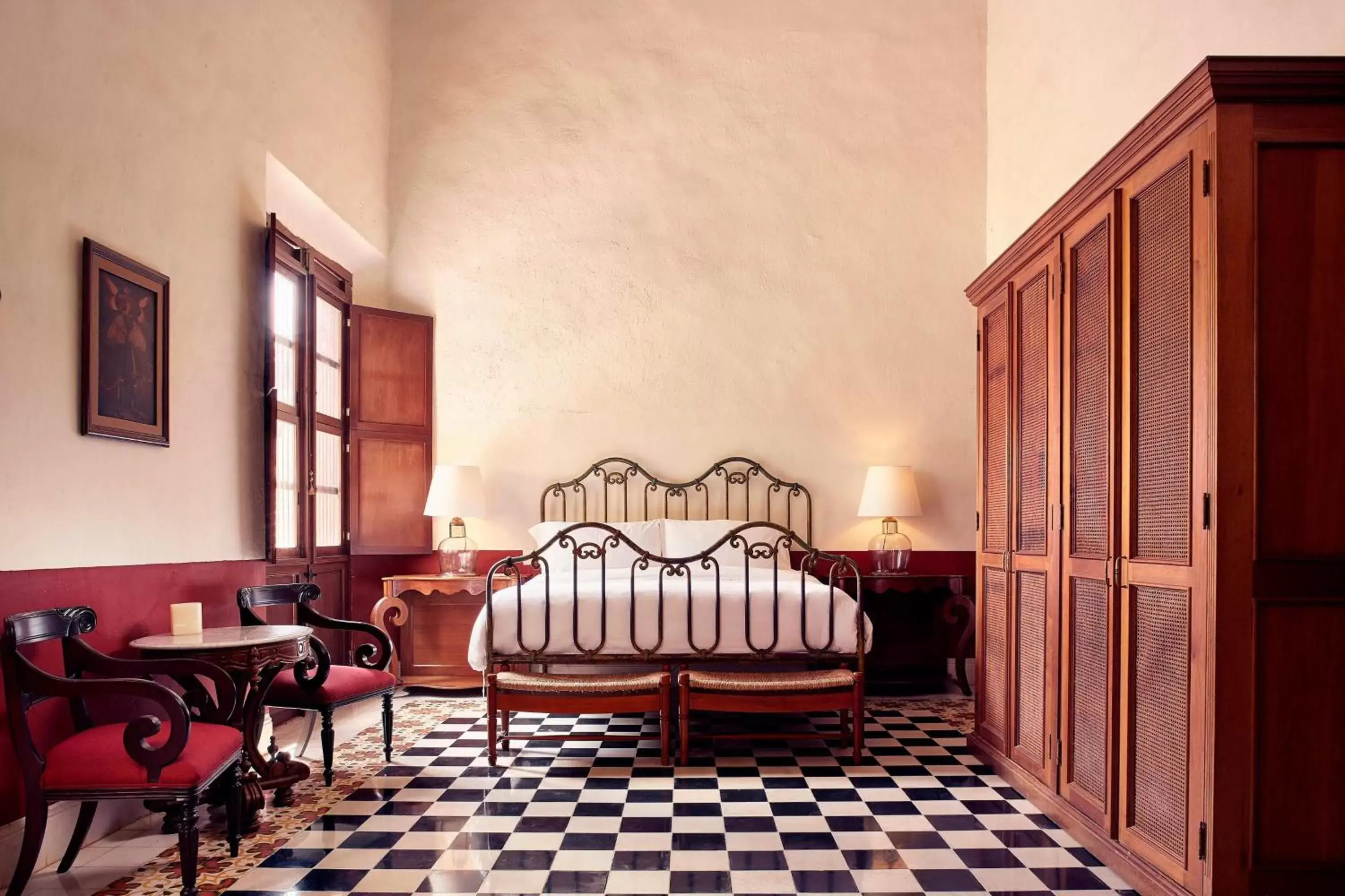 Photo of the whole room, Bed in Hacienda Temozon