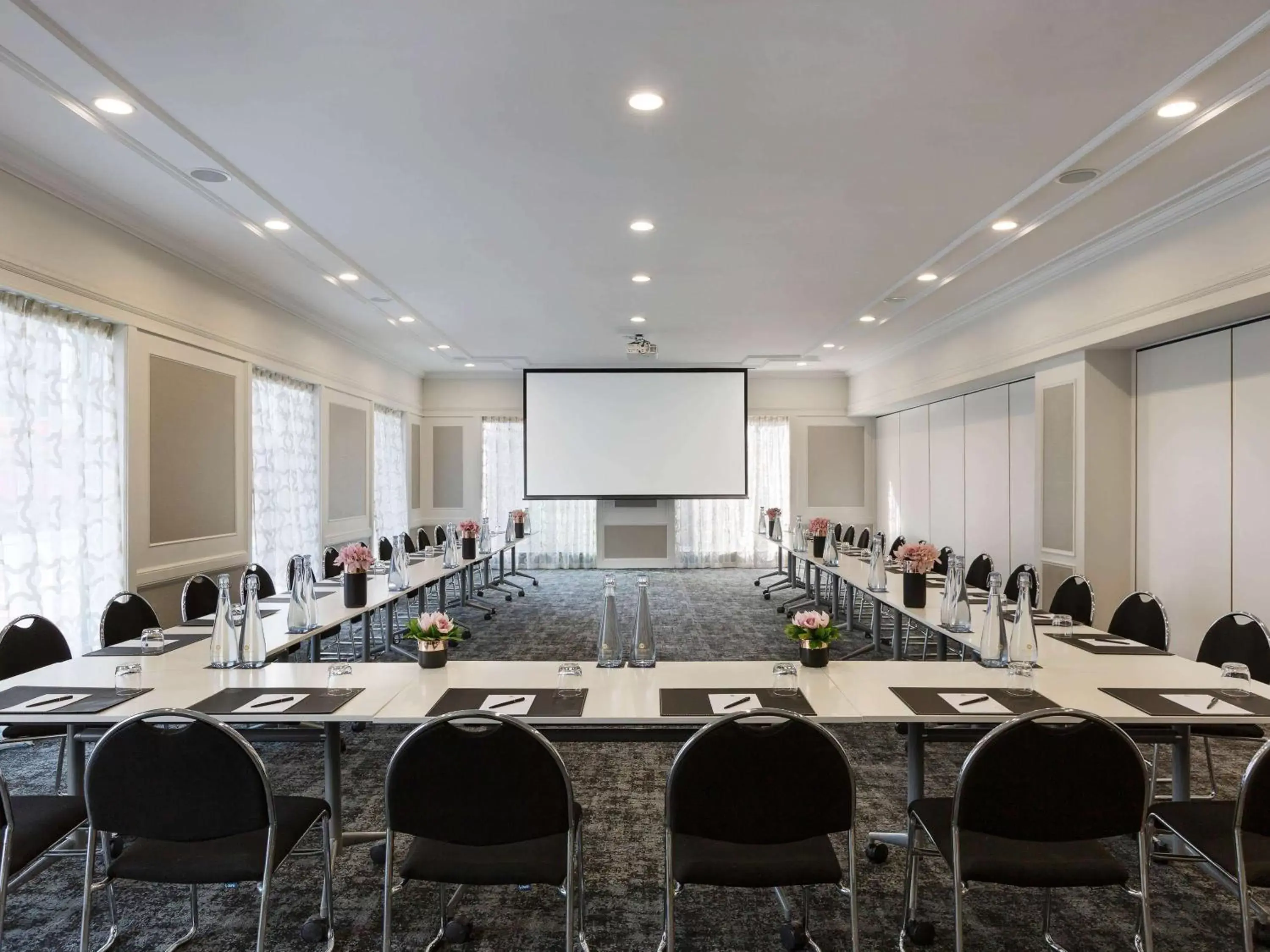 Meeting/conference room in Mövenpick Hotel Auckland