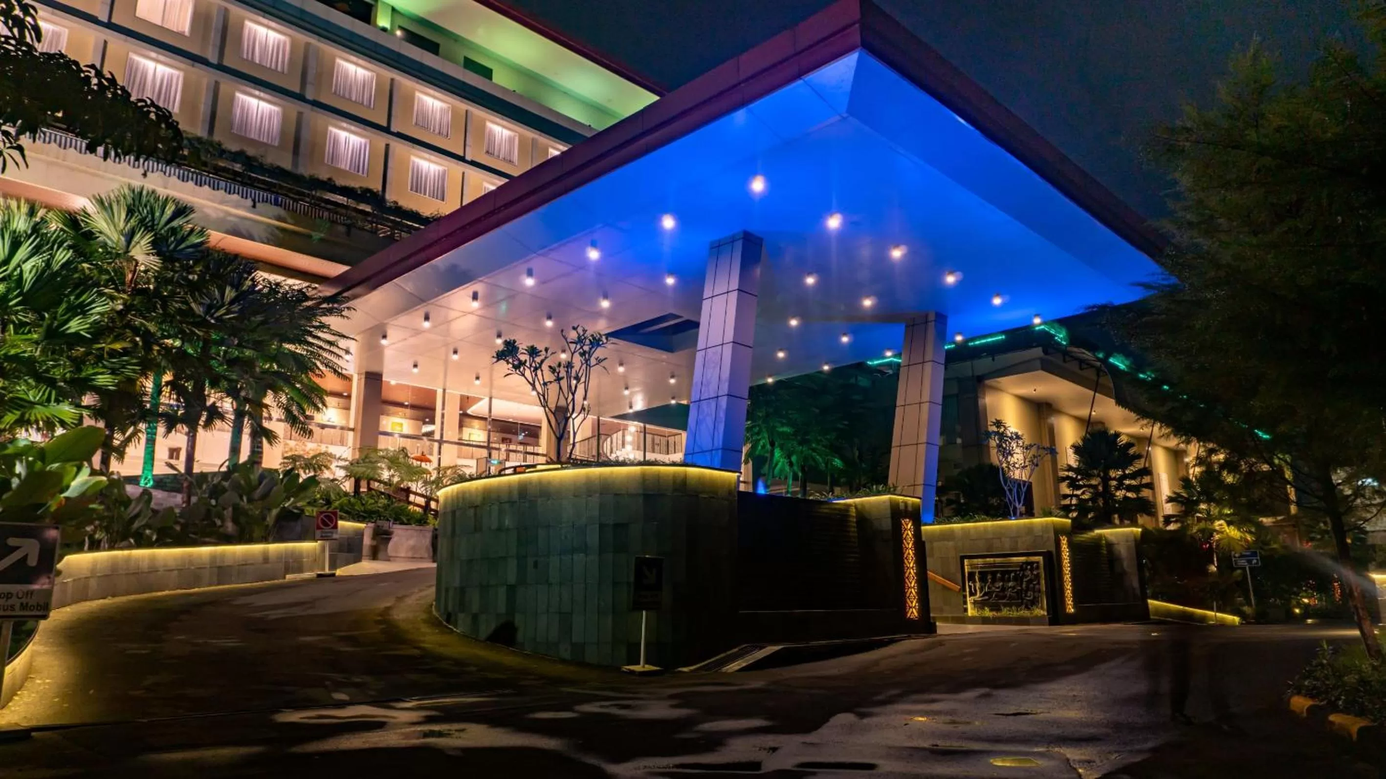 Property building in Grand Sunshine Resort & Convention