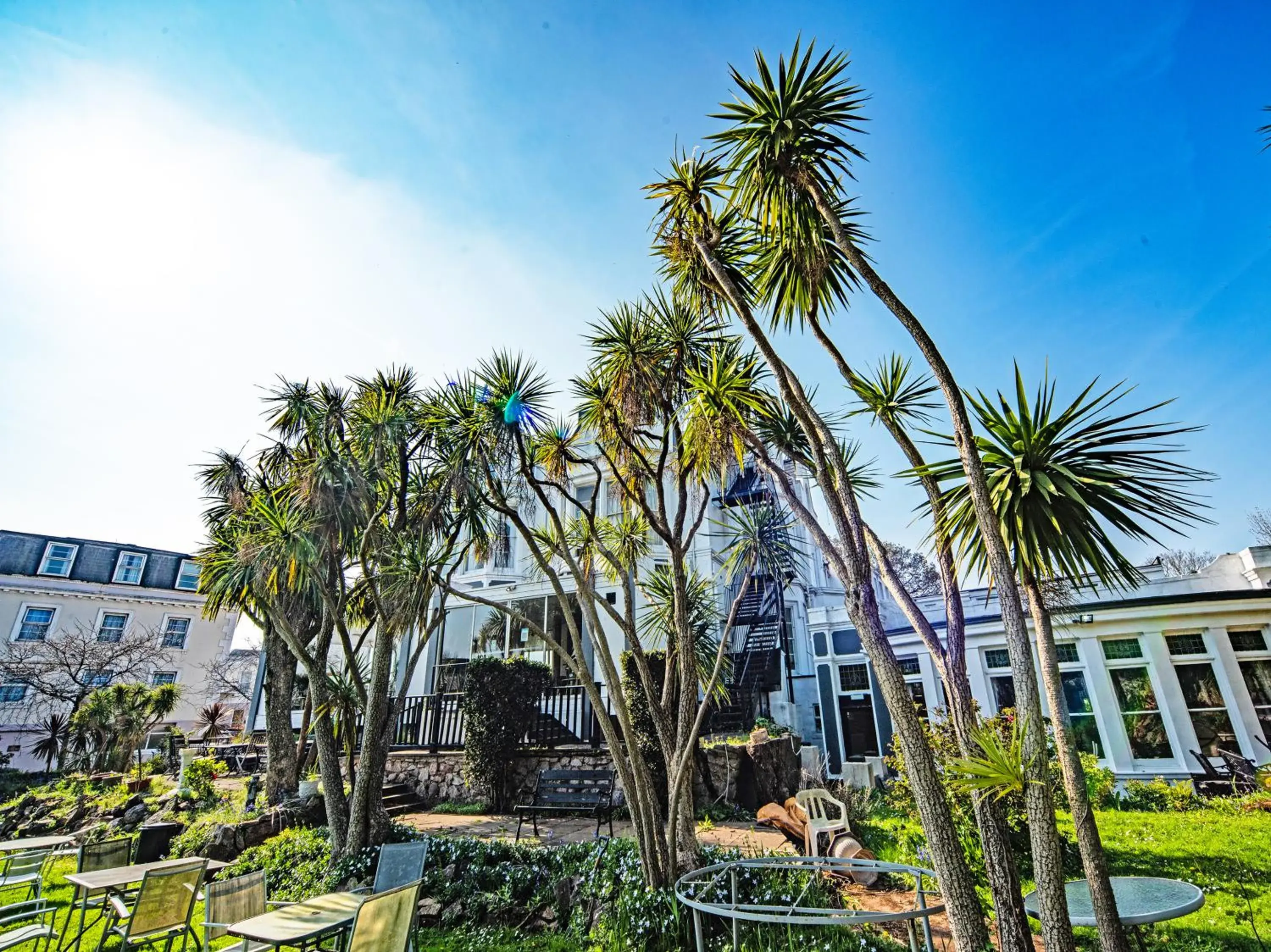 Property Building in The Sherwood Palm Hotel, Torquay Beach