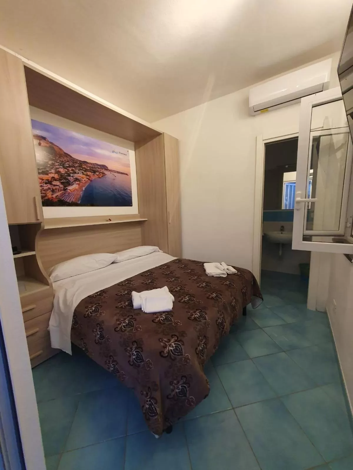 Bedroom, Bed in Hotel Mareluna Ischia