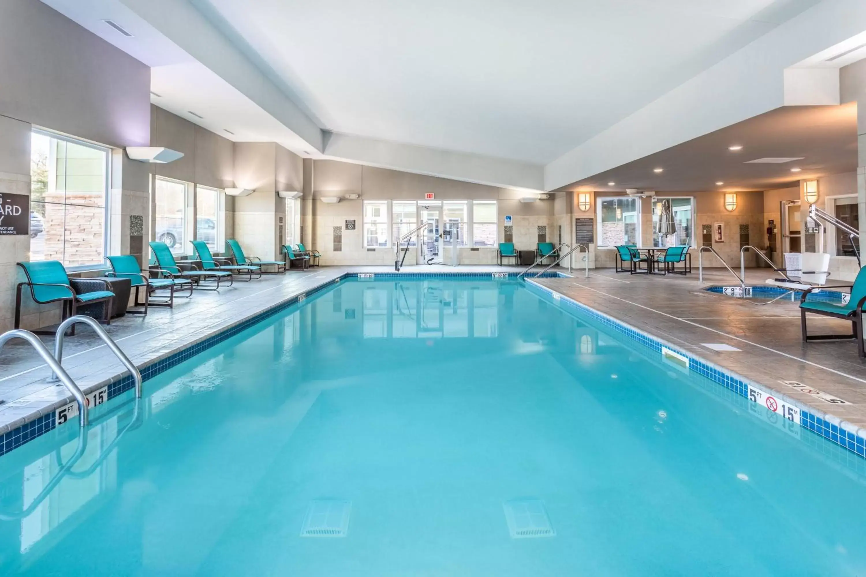 Swimming Pool in Residence Inn Duluth