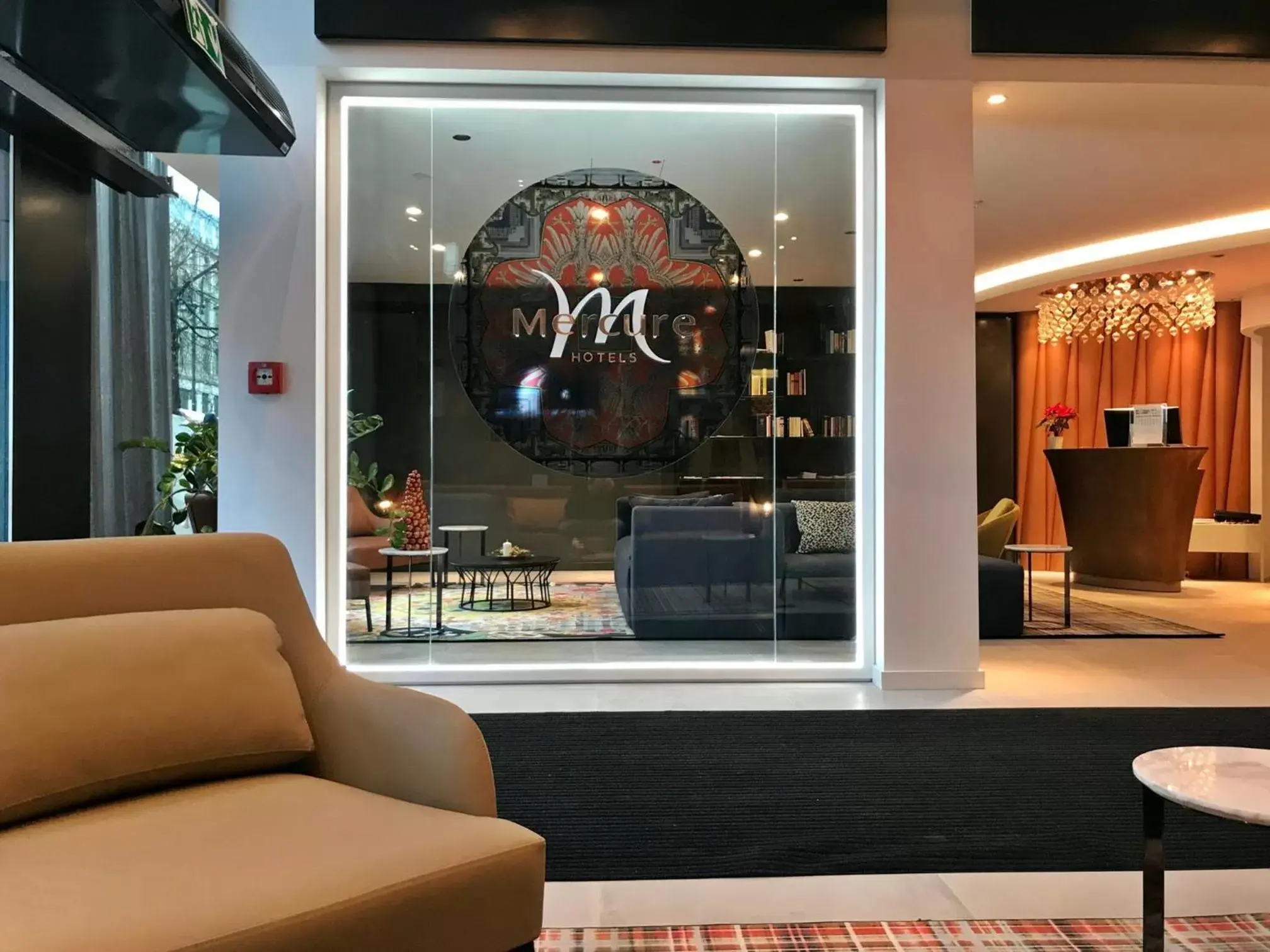 Lobby or reception in Mercure Hotel Kaiserhof City Center Lobby or reception in Mercure Hotel Kaiserhof City Center