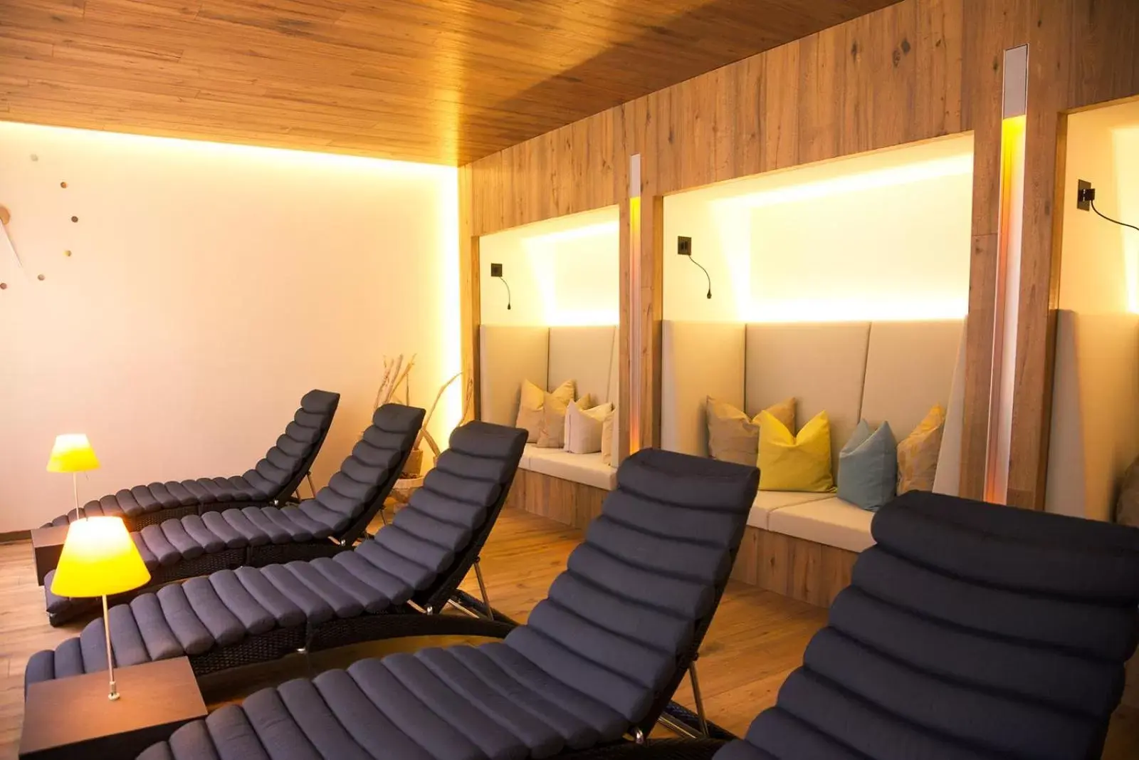 Spa and wellness centre/facilities in Steigenberger Hotel Der Sonnenhof