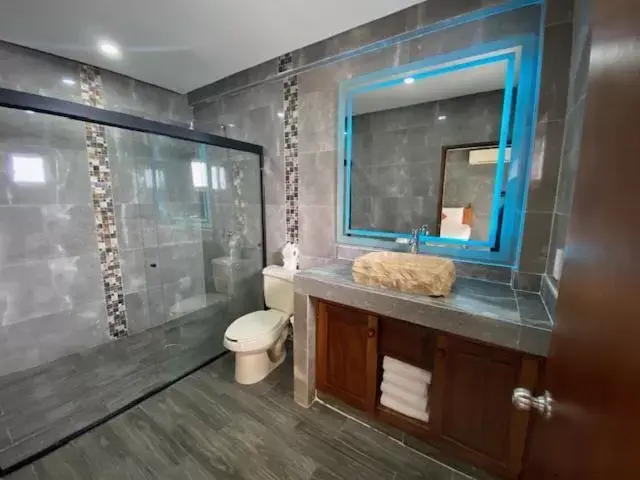 Bathroom in HOTEL EL CORAL