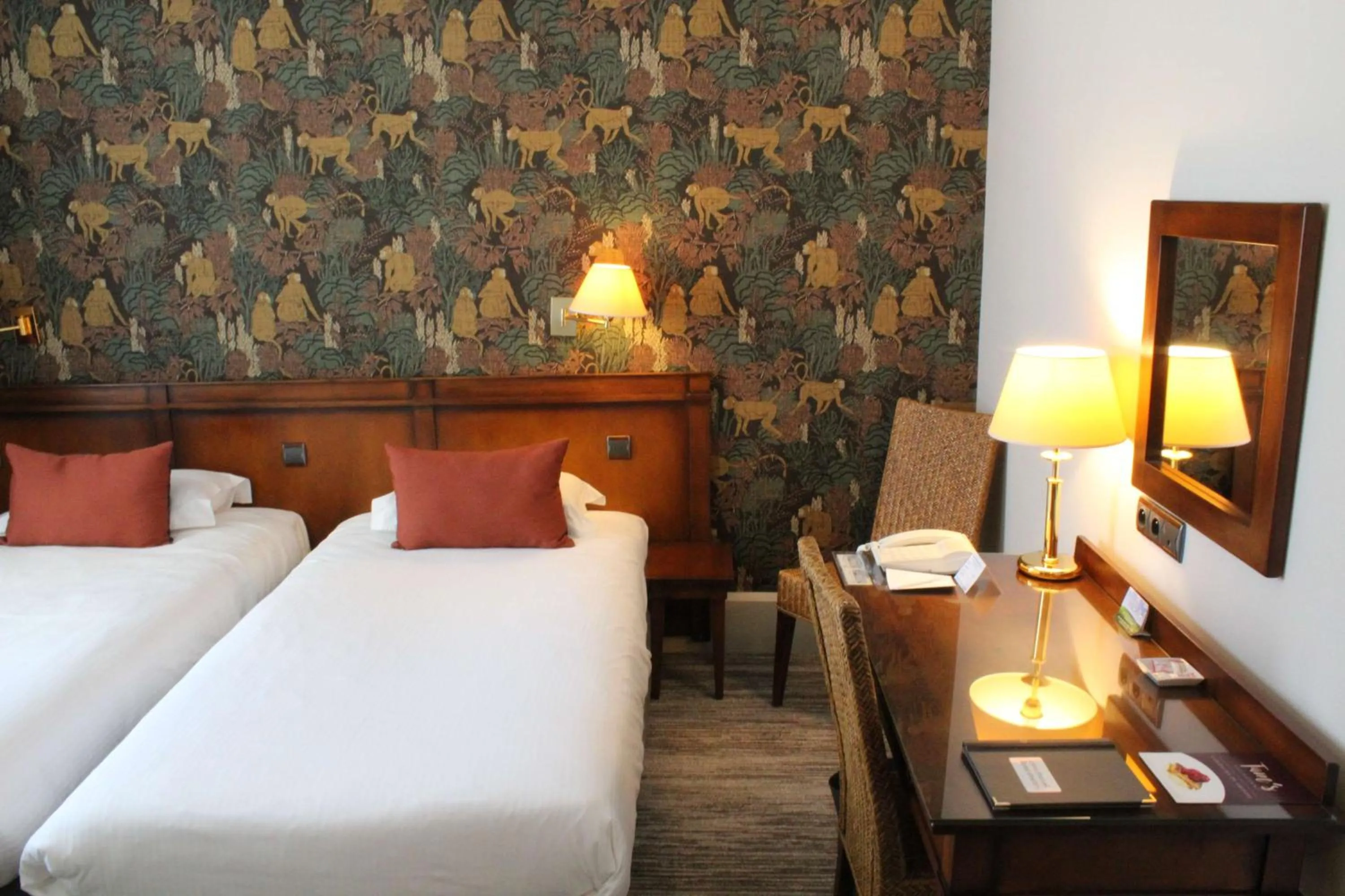 Photo of the whole room, Bed in Best Western de Diane