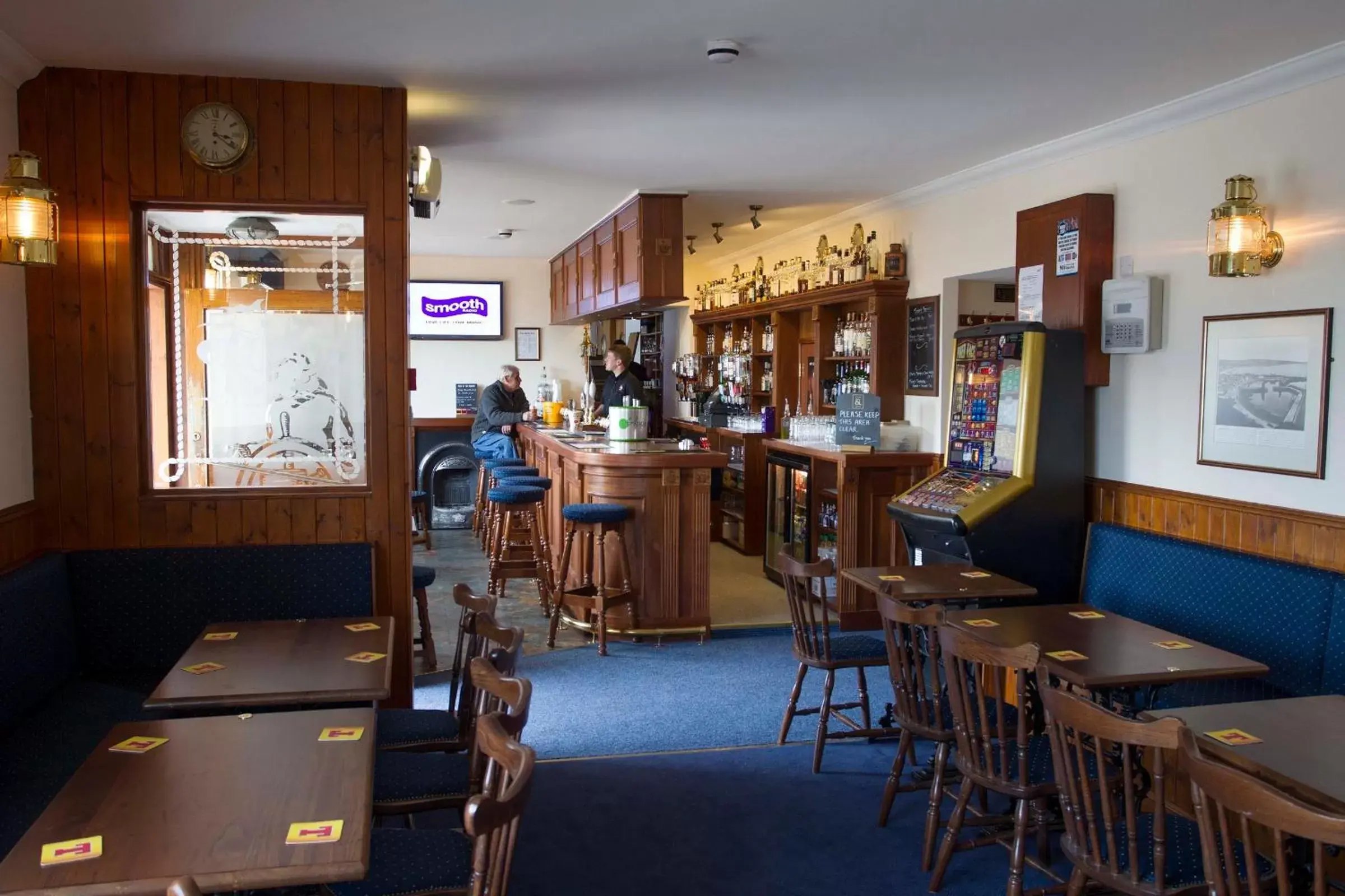 Lounge or bar, Restaurant/Places to Eat in The Ship Inn