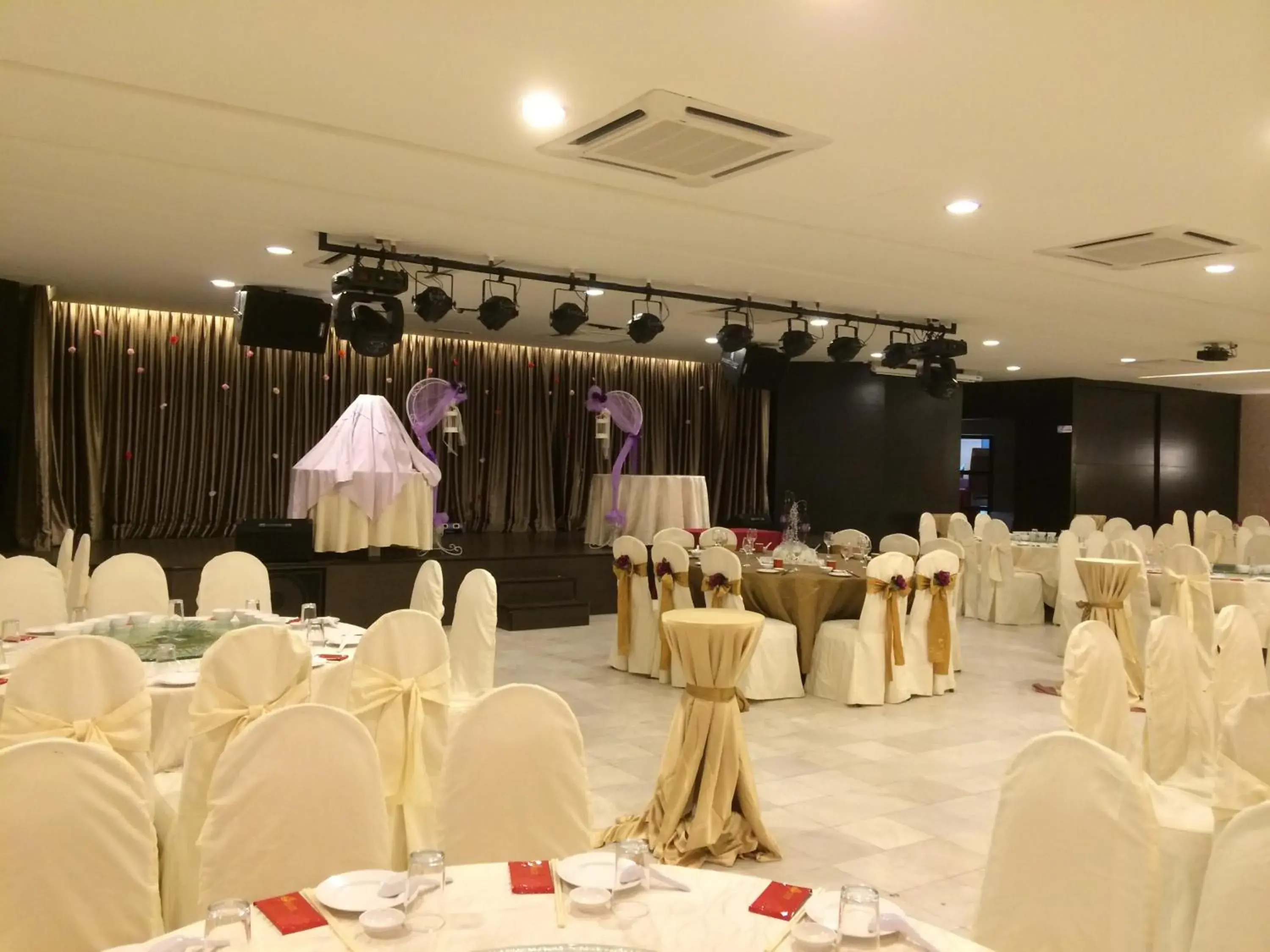 Banquet/Function facilities in Straits View Hotel JB Banquet/Function facilities in Straits View Hotel JB