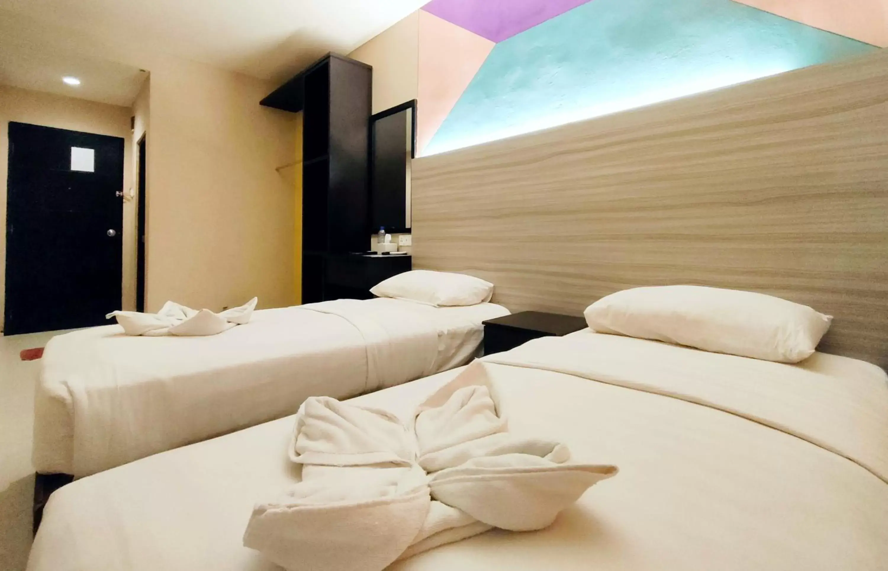 Bedroom, Bed in OS Hotel Batu Aji Batam