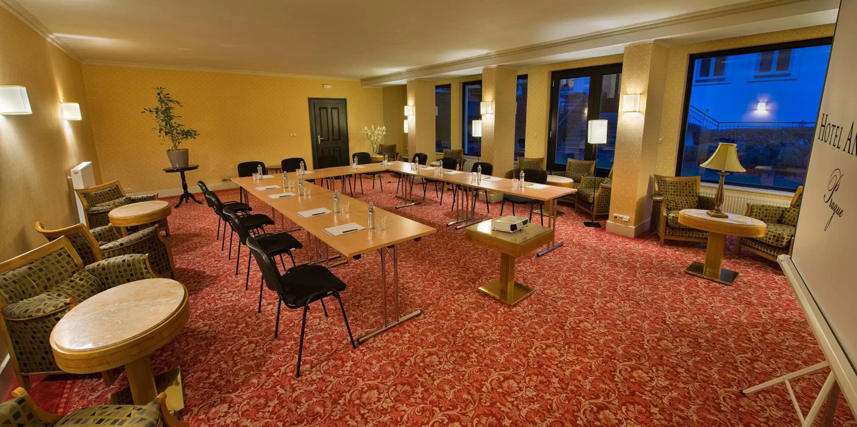 Meeting/conference room in Angelis