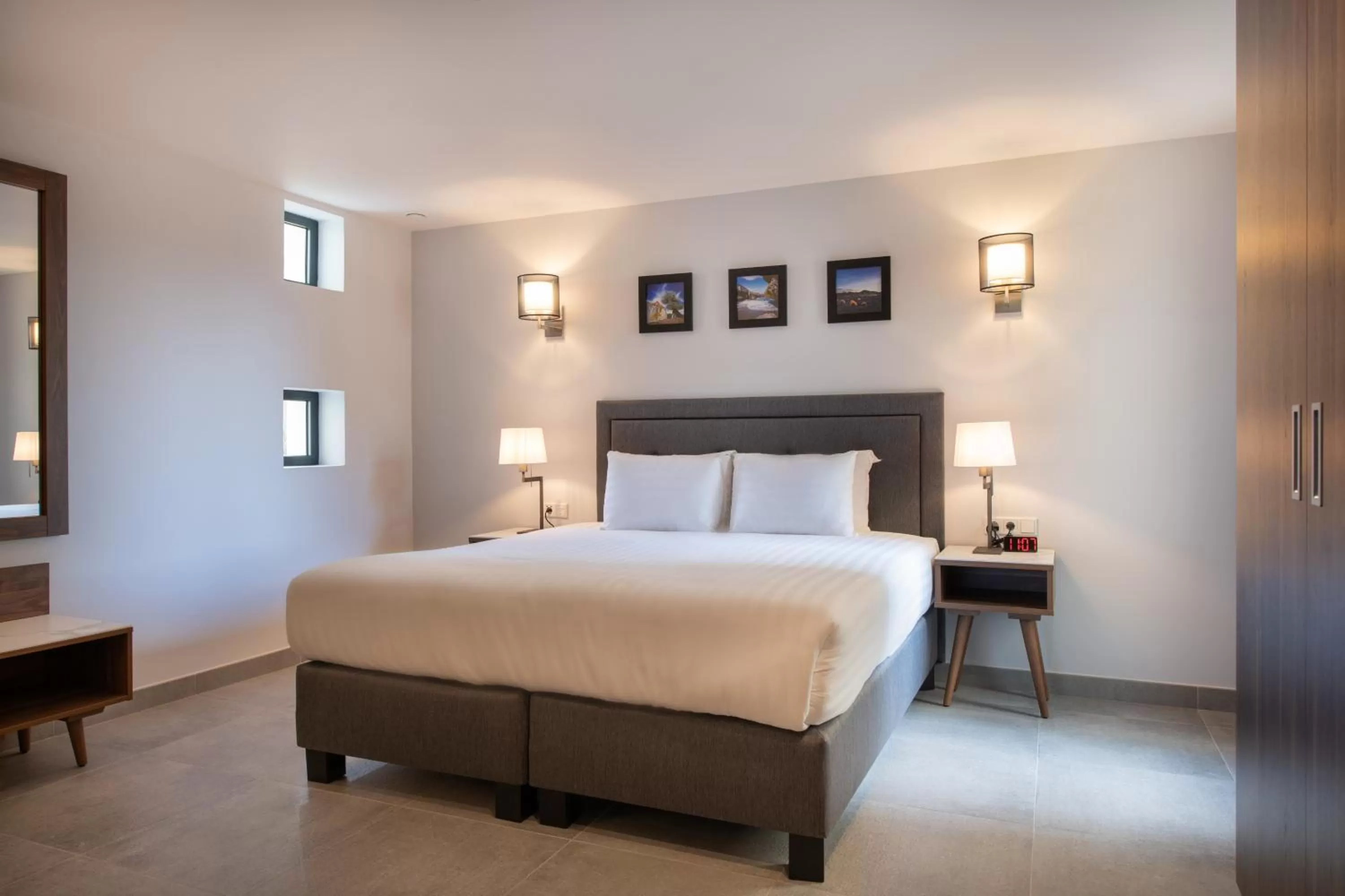 Bedroom, Bed in Curacao Avila Beach Hotel