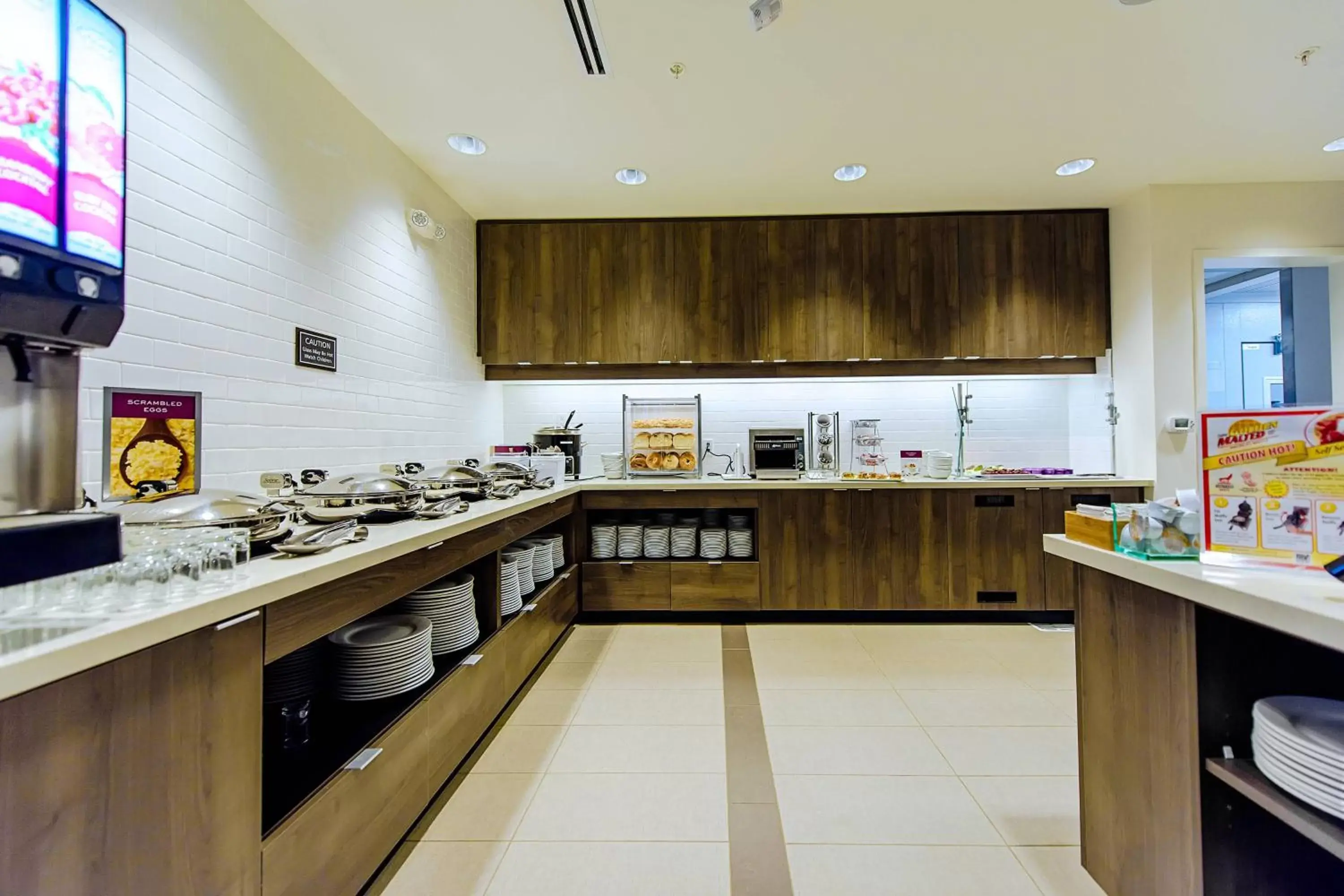 Breakfast, Kitchen/Kitchenette in Residence Inn by Marriott Philadelphia Glen Mills/Concordville