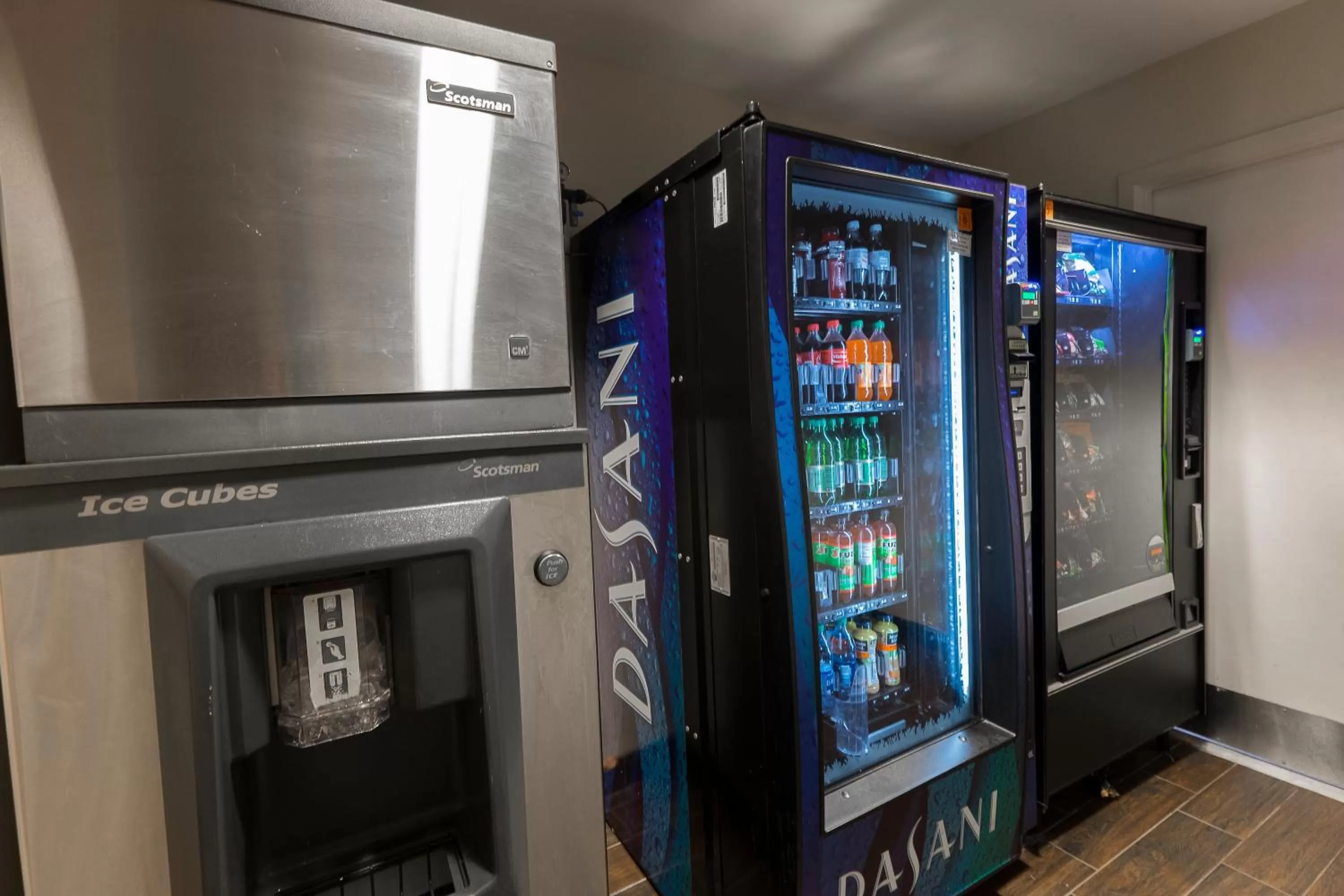 Other in Red Roof PLUS Long Island - Garden City