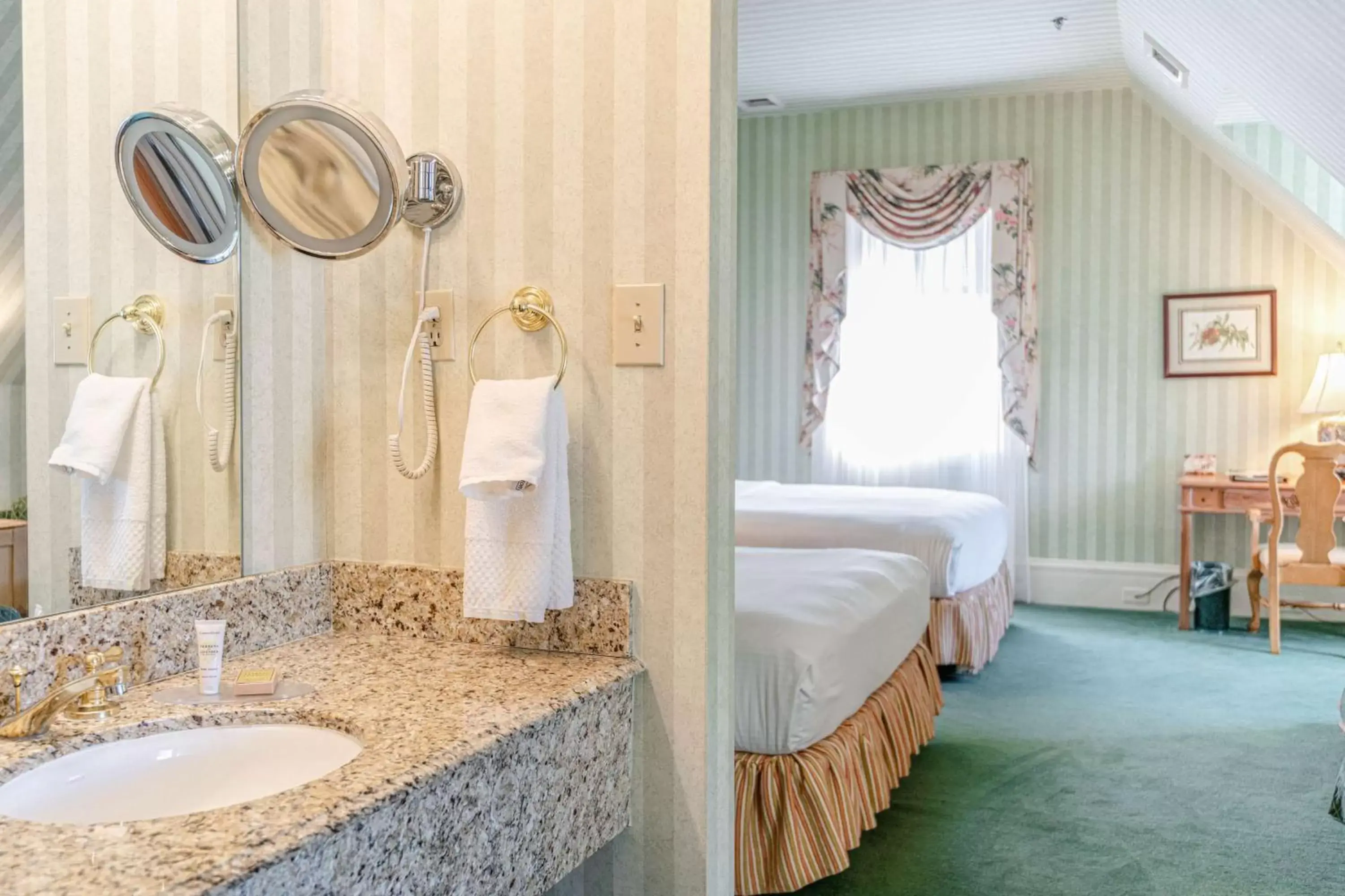 Photo of the whole room, Bathroom in The Founders Inn & Spa Tapestry Collection By Hilton