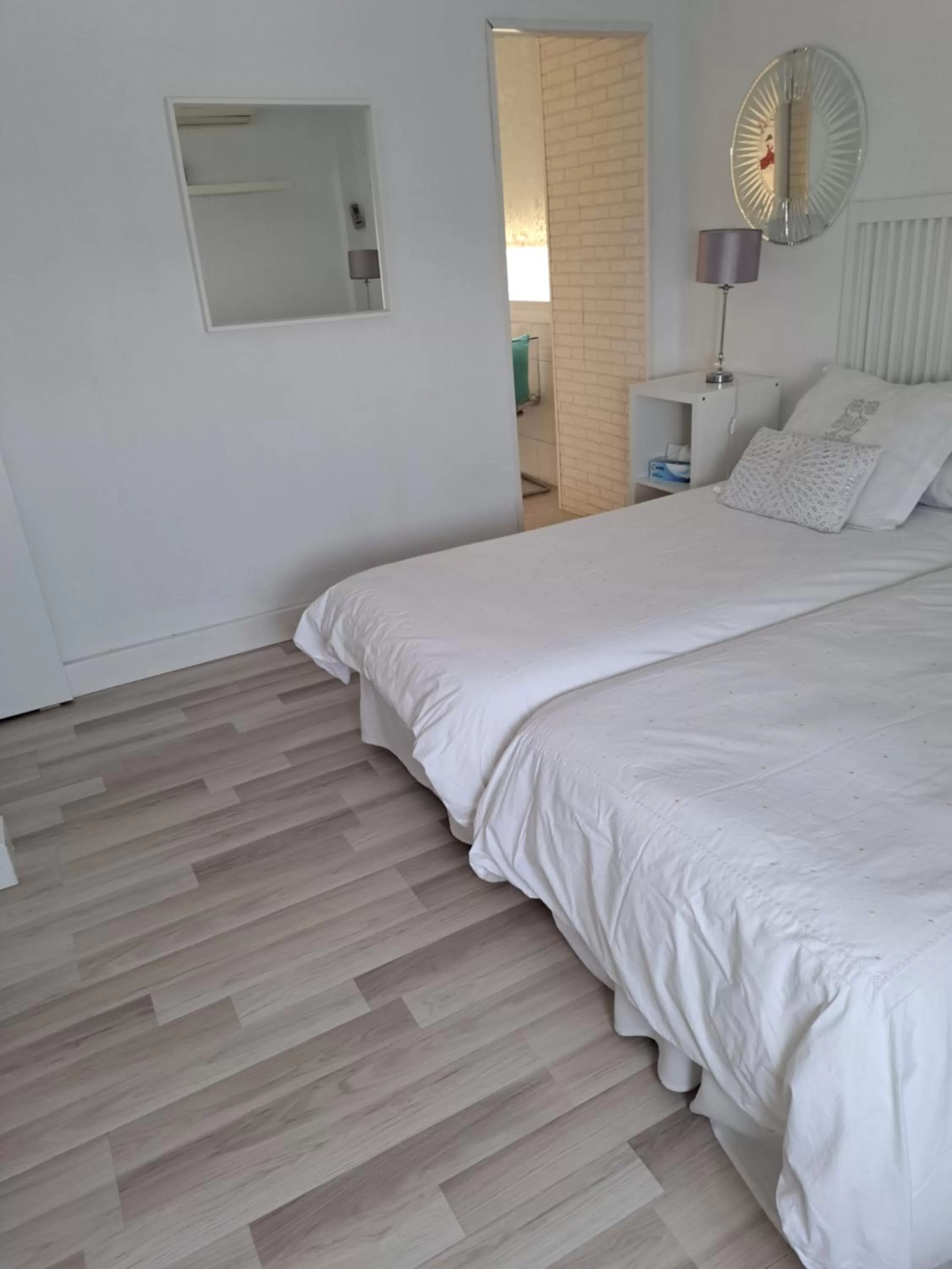 Photo of the whole room, Bed in Apartamentos Flamenco B&B