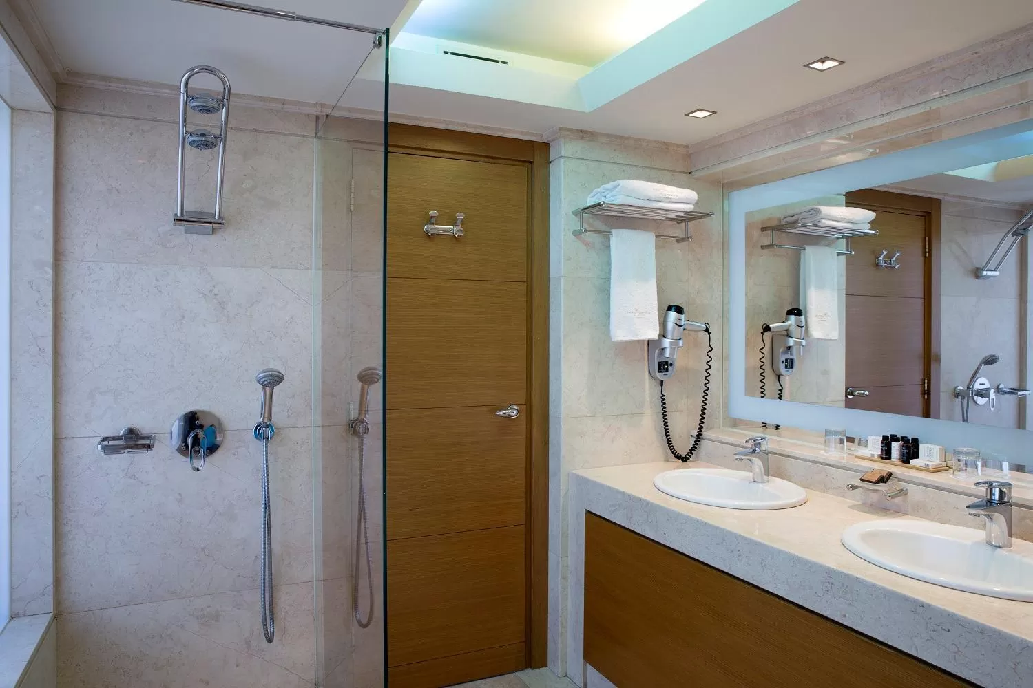 Golden Age Athens Hotel