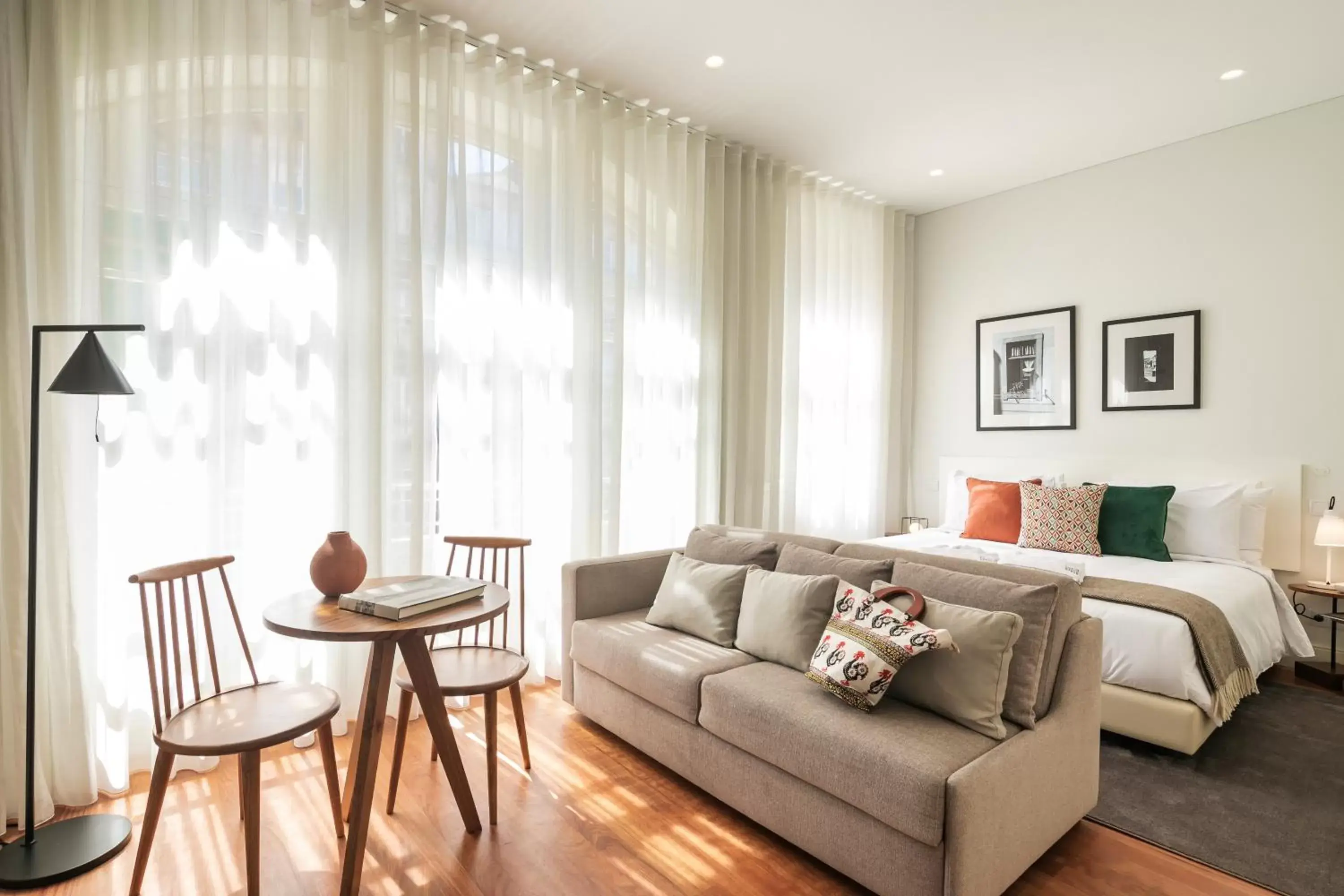 Living room, Seating Area in Porto River Infante