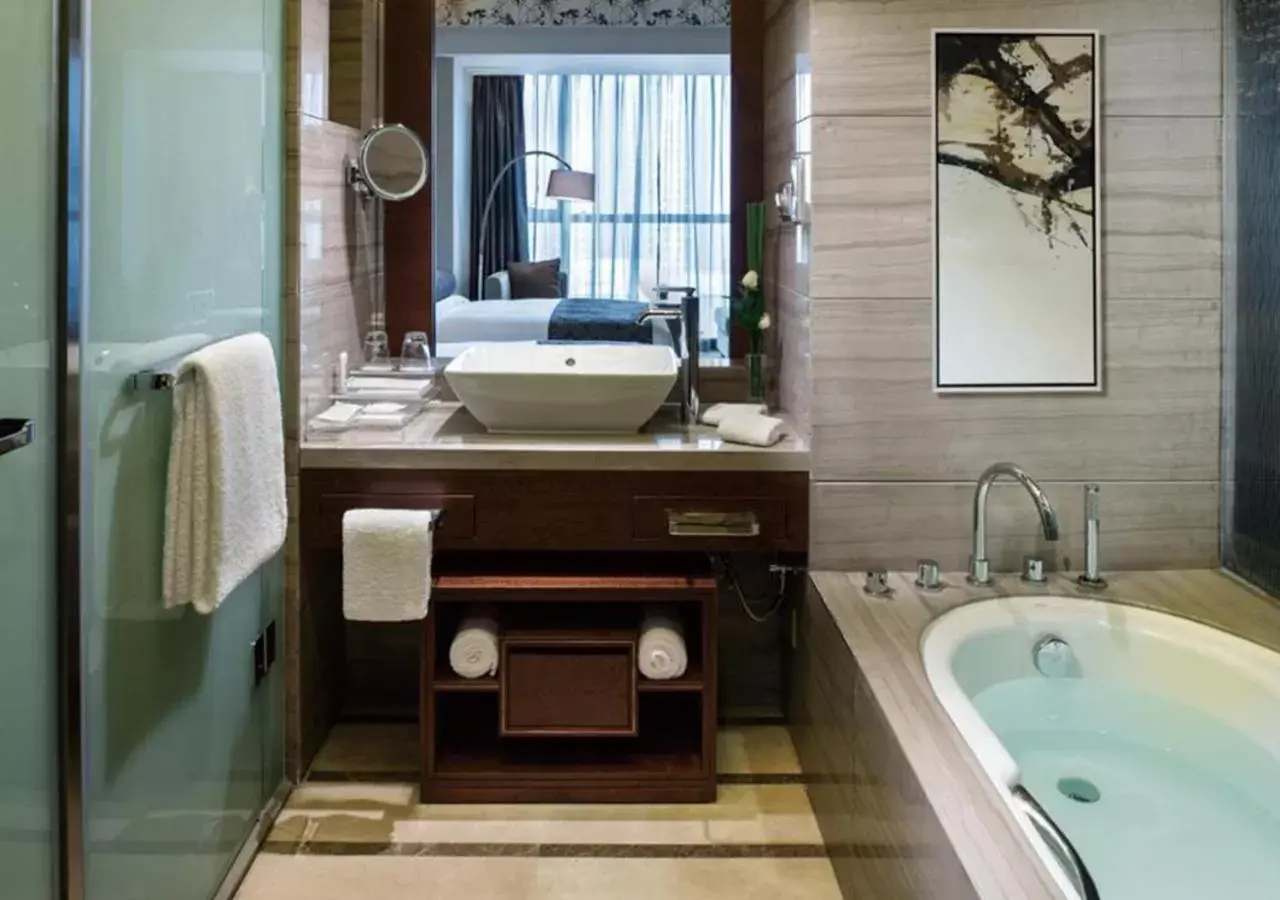 Bathroom in Crowne Plaza Hefei, an IHG Hotel