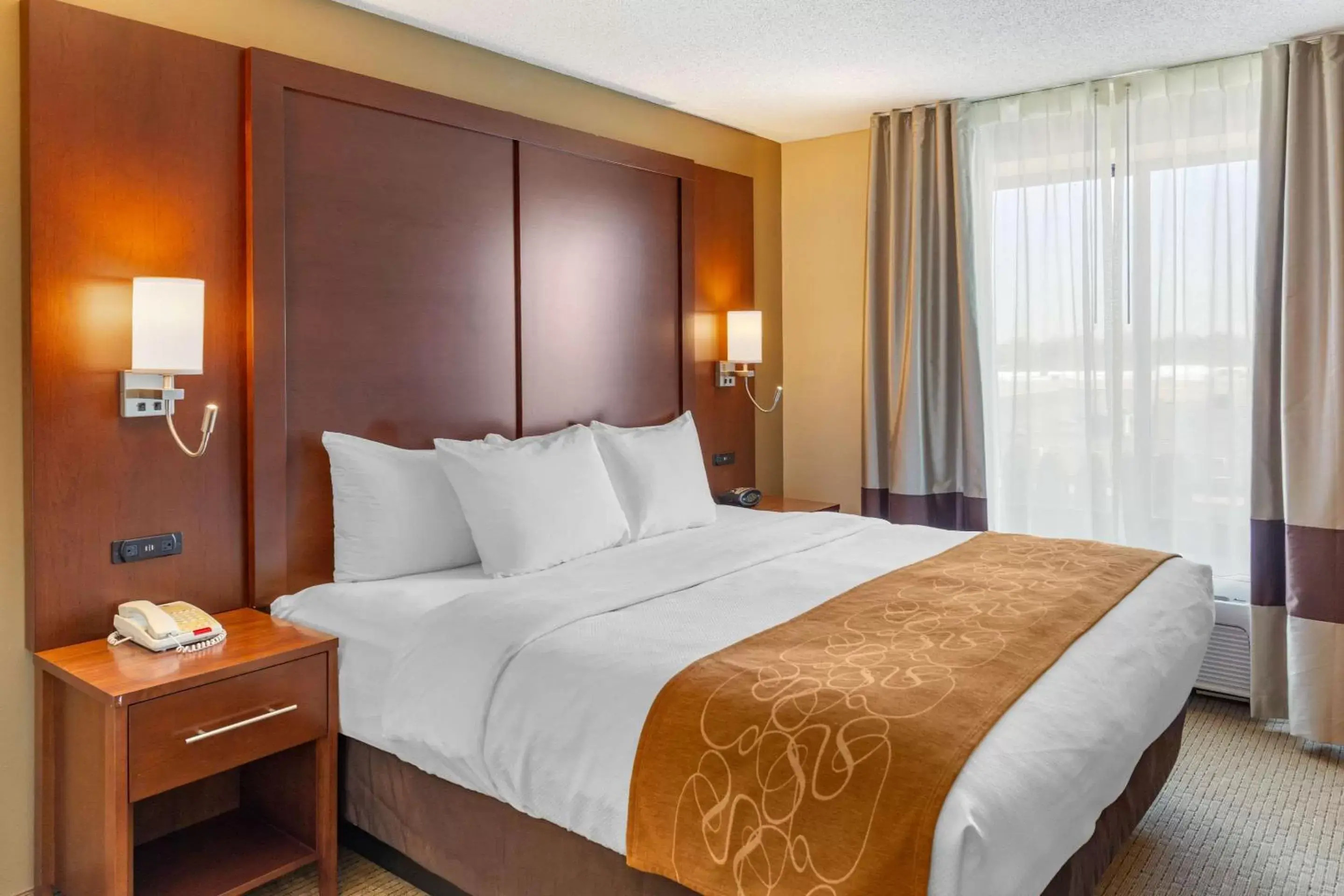 Bedroom, Bed in Comfort Suites Lancaster Amish Country Bedroom, Bed in Comfort Suites Lancaster Amish Country