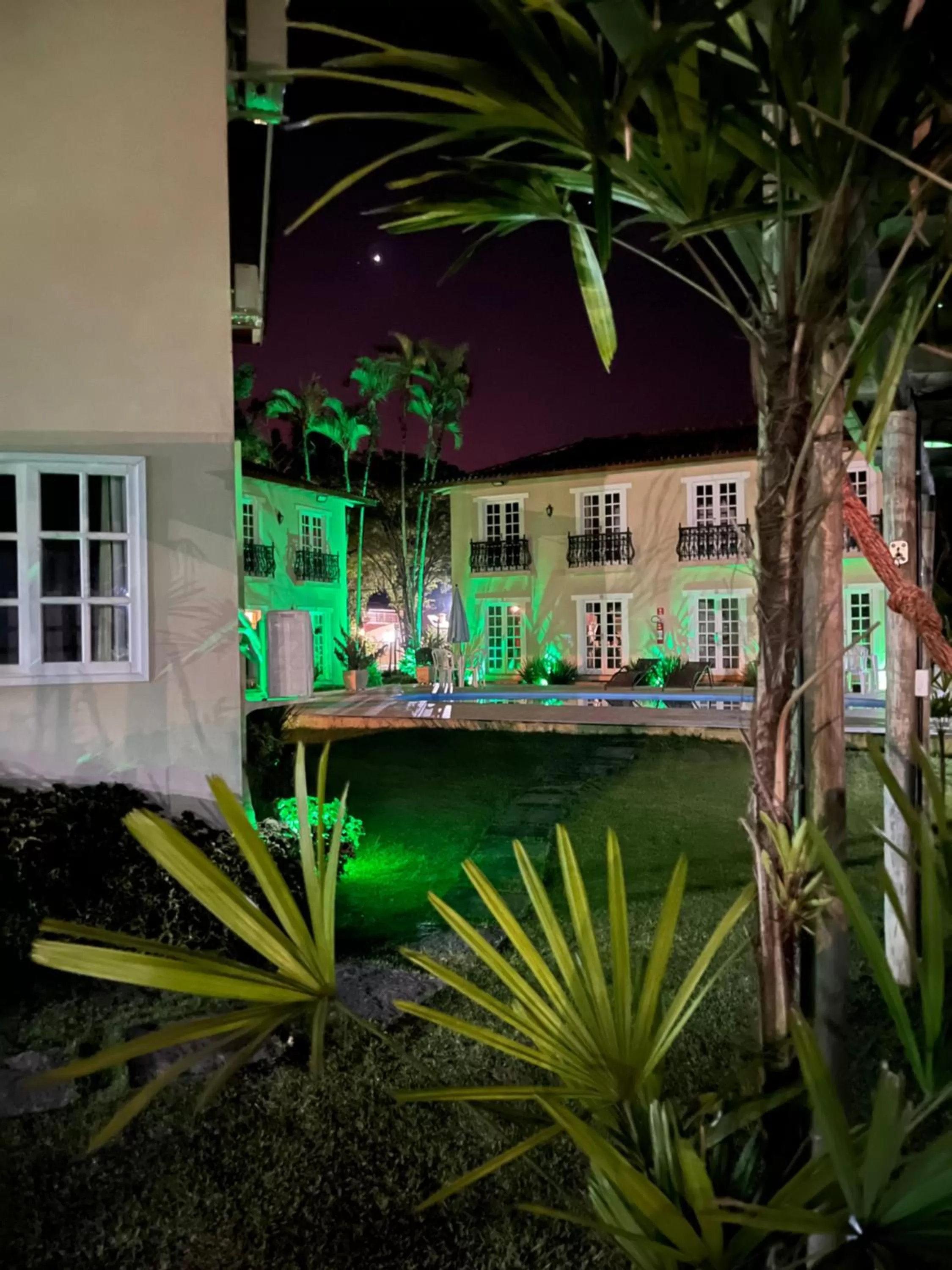 Property building in Pousada Portal de Paraty- COM GERADOR DE ENERGIA- SERVIREMOS UM DELICIOSO JANTAR NA NOITE DE REVEILLON 2026