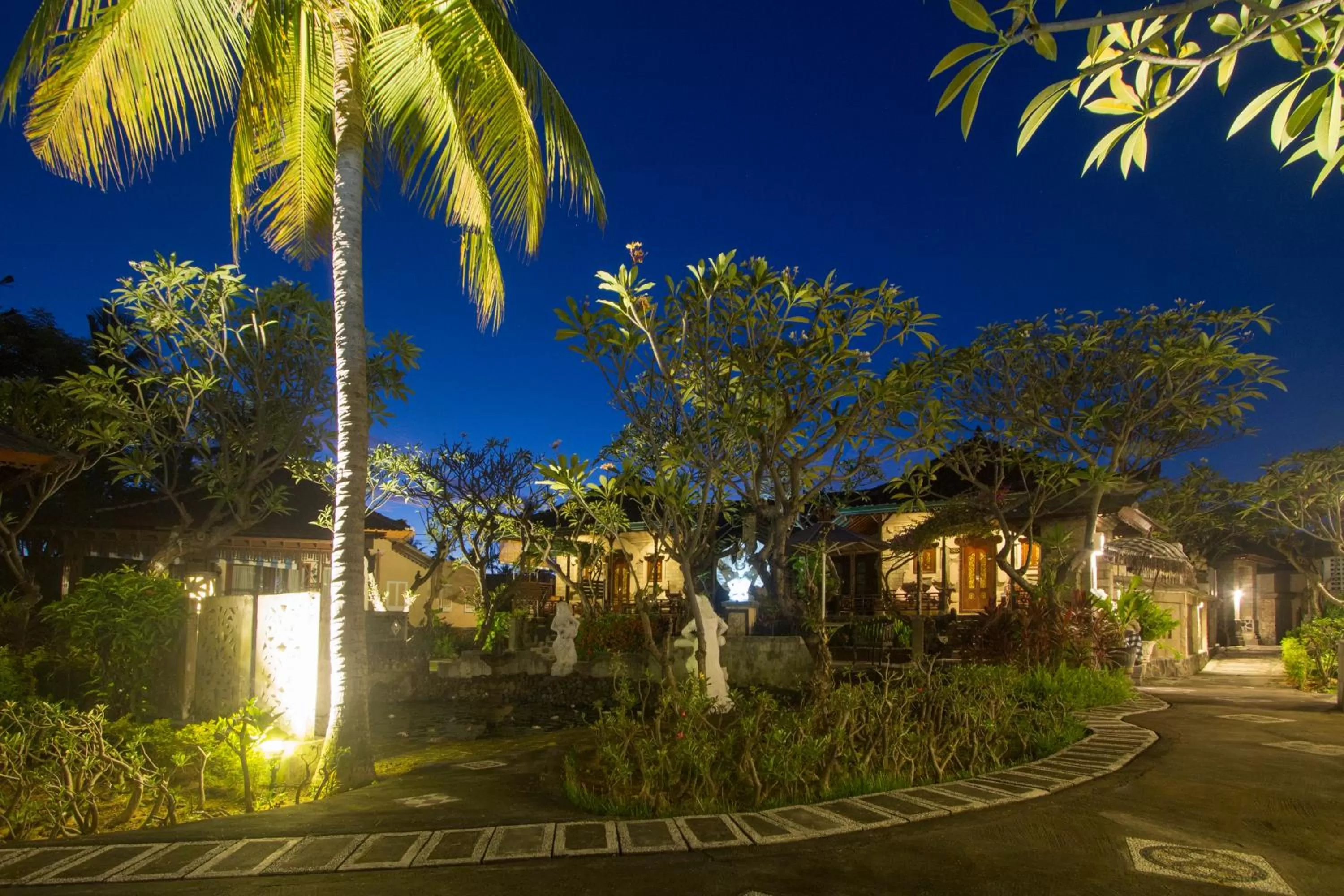Property building in Bali Taman Beach Resort & Spa Lovina