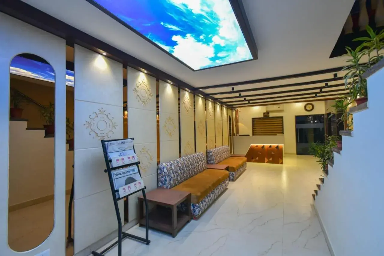 Lobby/Reception in Hotel Jaisingh Palace
